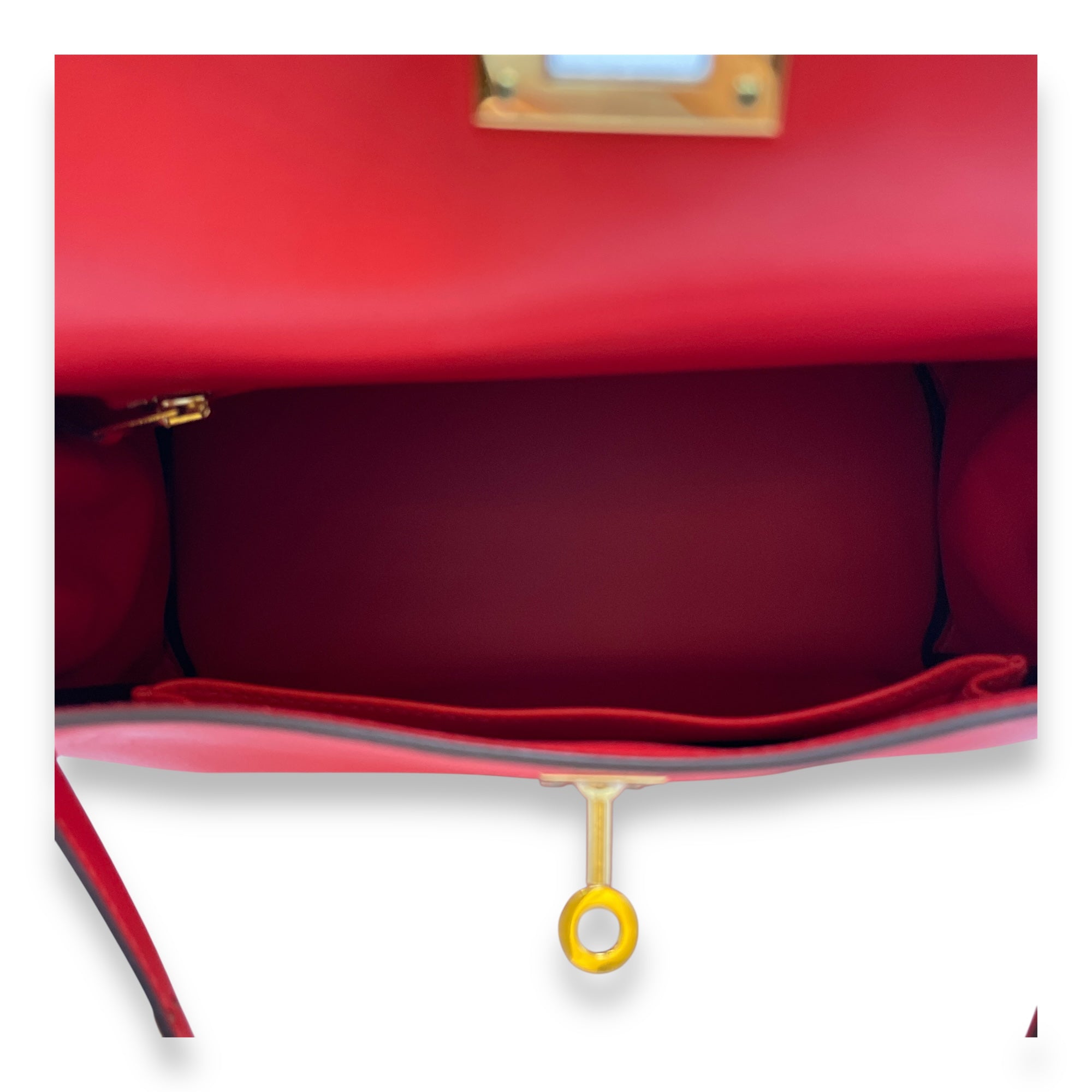 Kelly 25 Rouge Tomate in Swift, Gold hardware