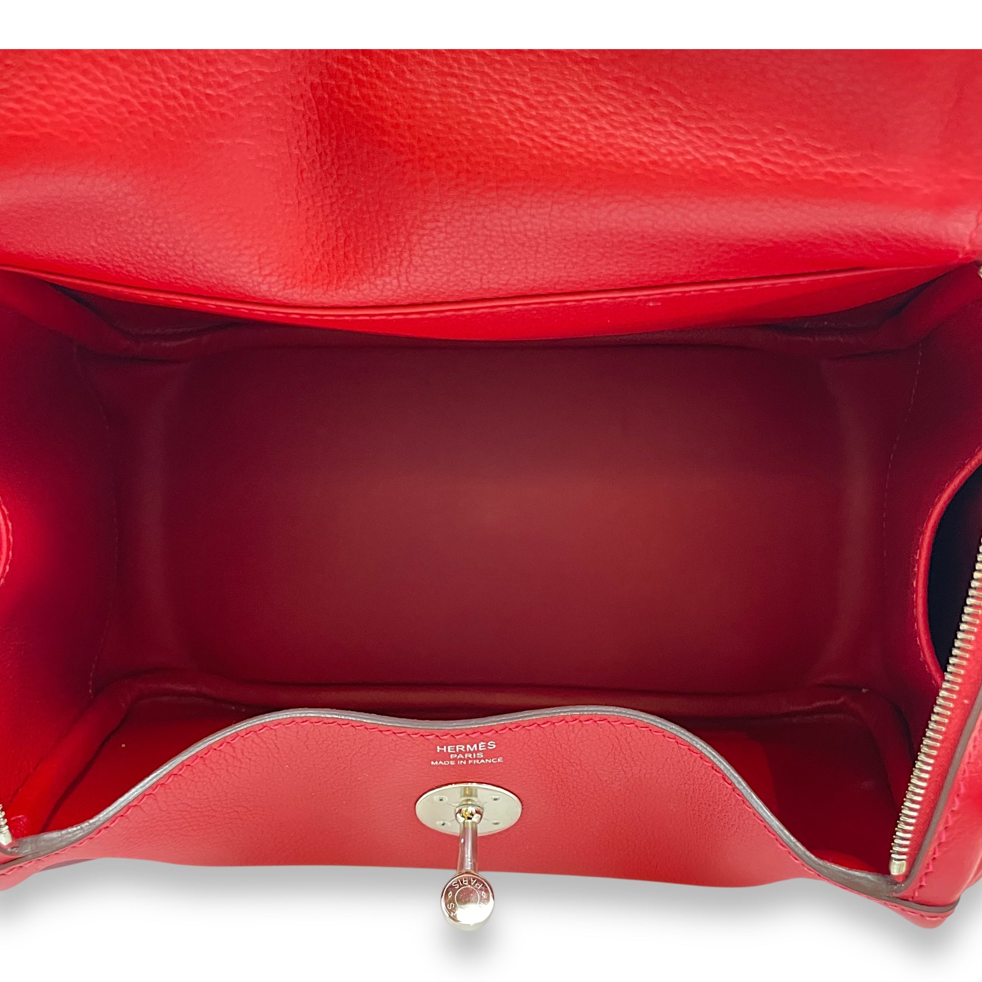 Lindy 26 Rouge Piment in Evercolor, Palladium hardware