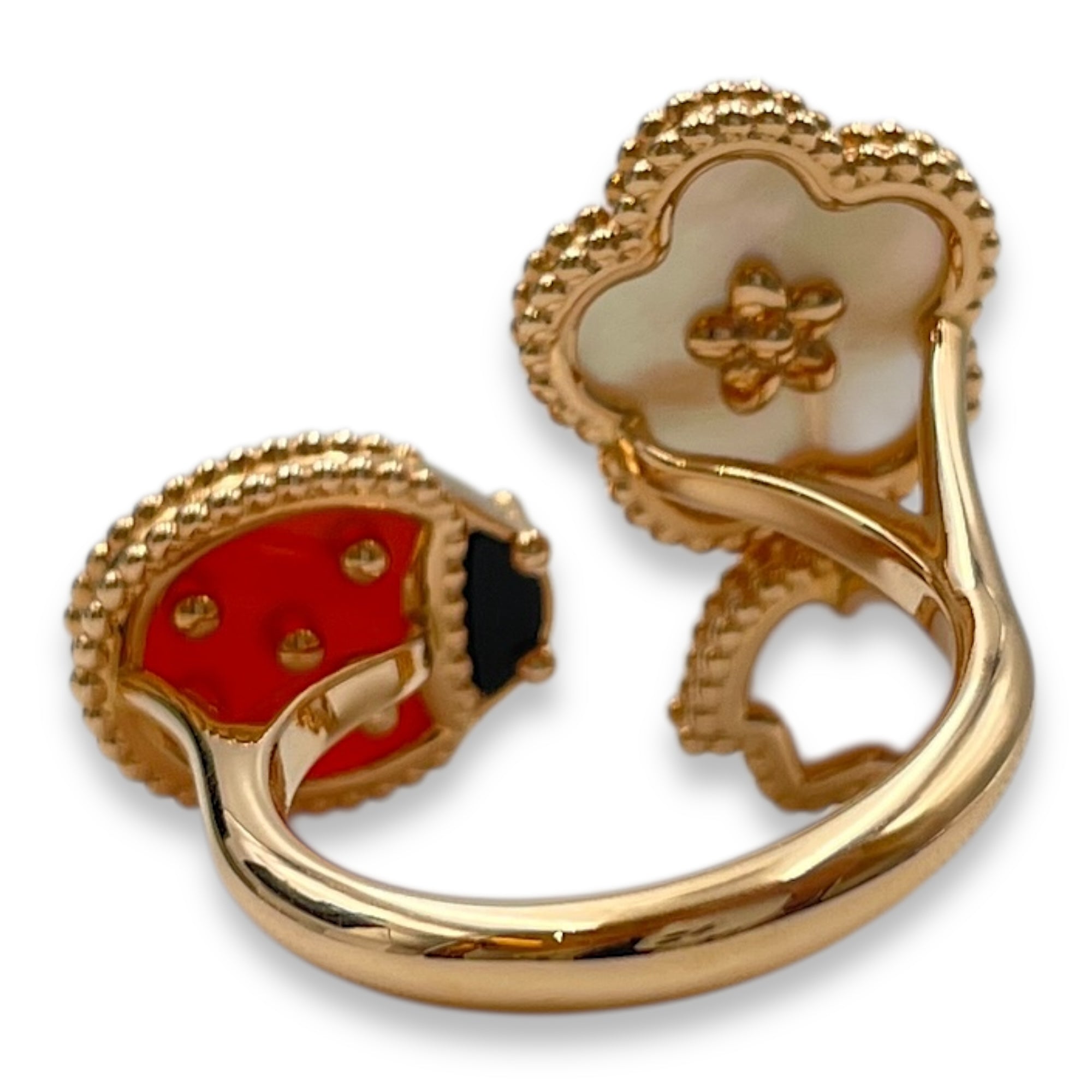 Lucky Spring 56 Between the Finger Ring in Red/White, Carnelian/Mother-of-Pearl, Rose Gold Hardware