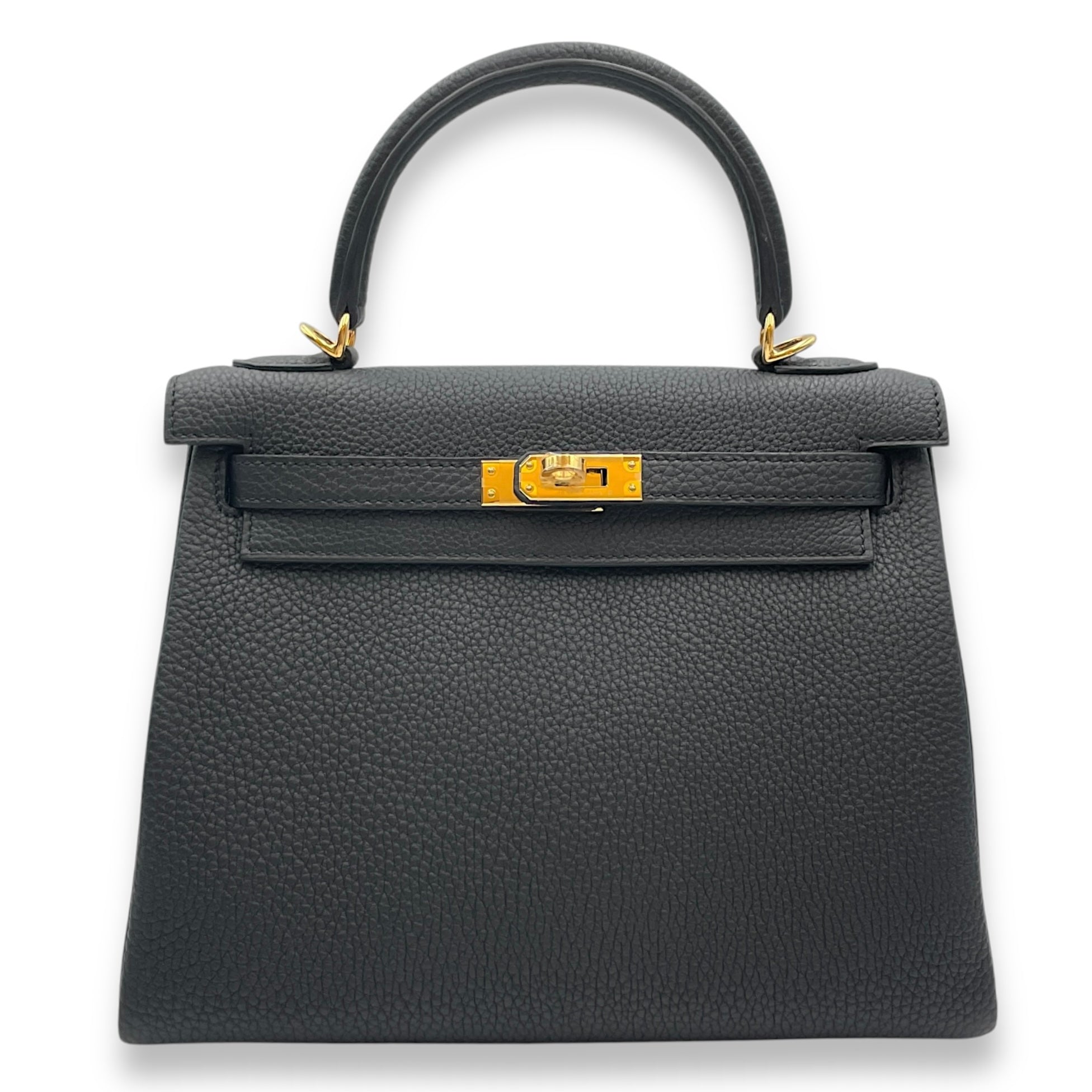 Kelly 25 Black in Togo, Gold hardware