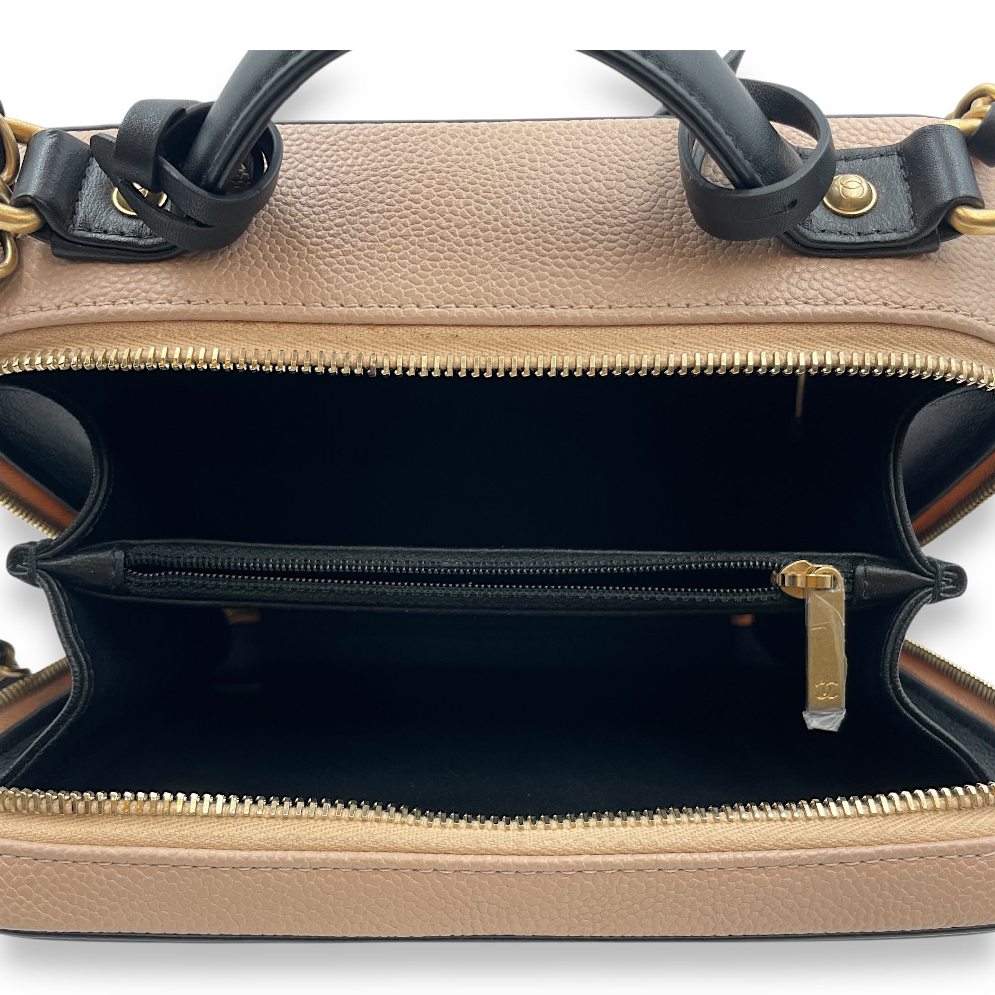 Filigree Small Beige Vanity Case with Strap in Caviar Leather, Gold hardware