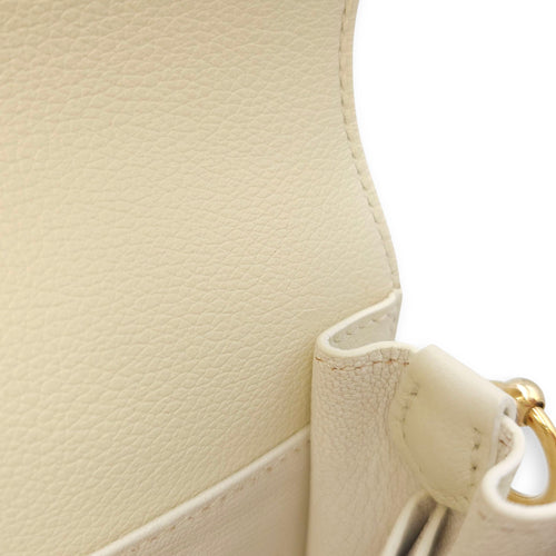 Roulis Mini Blanc in Evercolor, Permabrass hardware