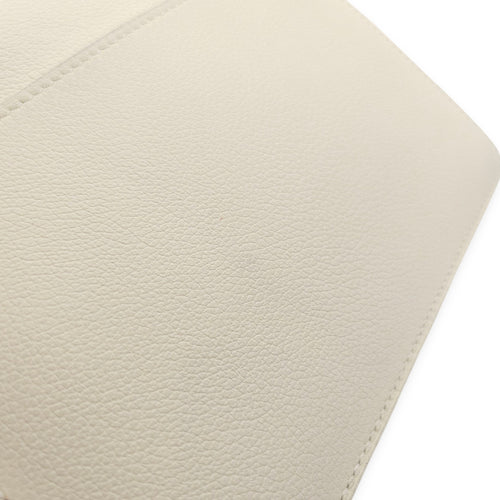Roulis Mini Blanc in Evercolor, Permabrass hardware