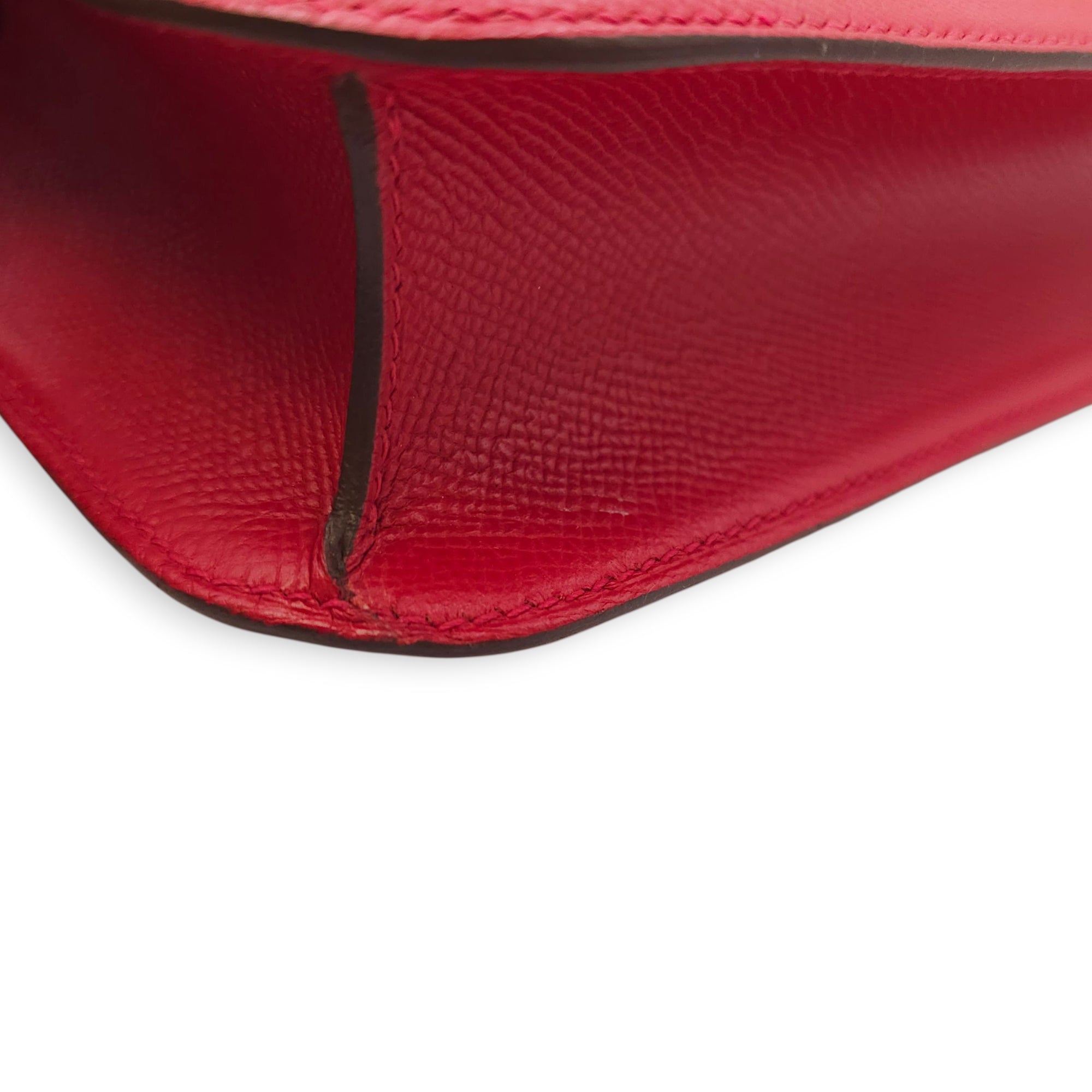 Constance 1 24 Rouge Casaque in Epsom, Gold hardware