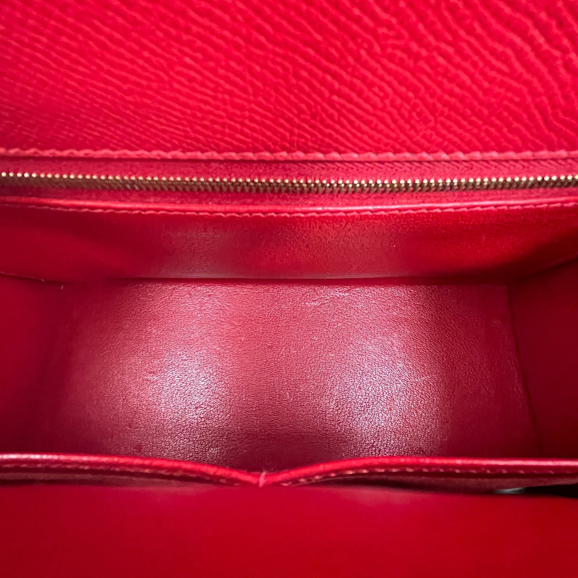 Sellier Birkin 28 Rouge Vif in Courchevel, Gold hardware