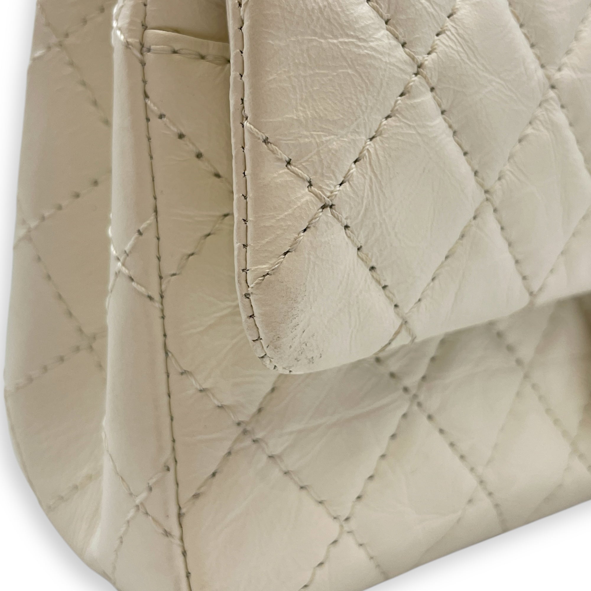Reissue 2.55 White Flap Bag in Distressed Leather, Gold hardware