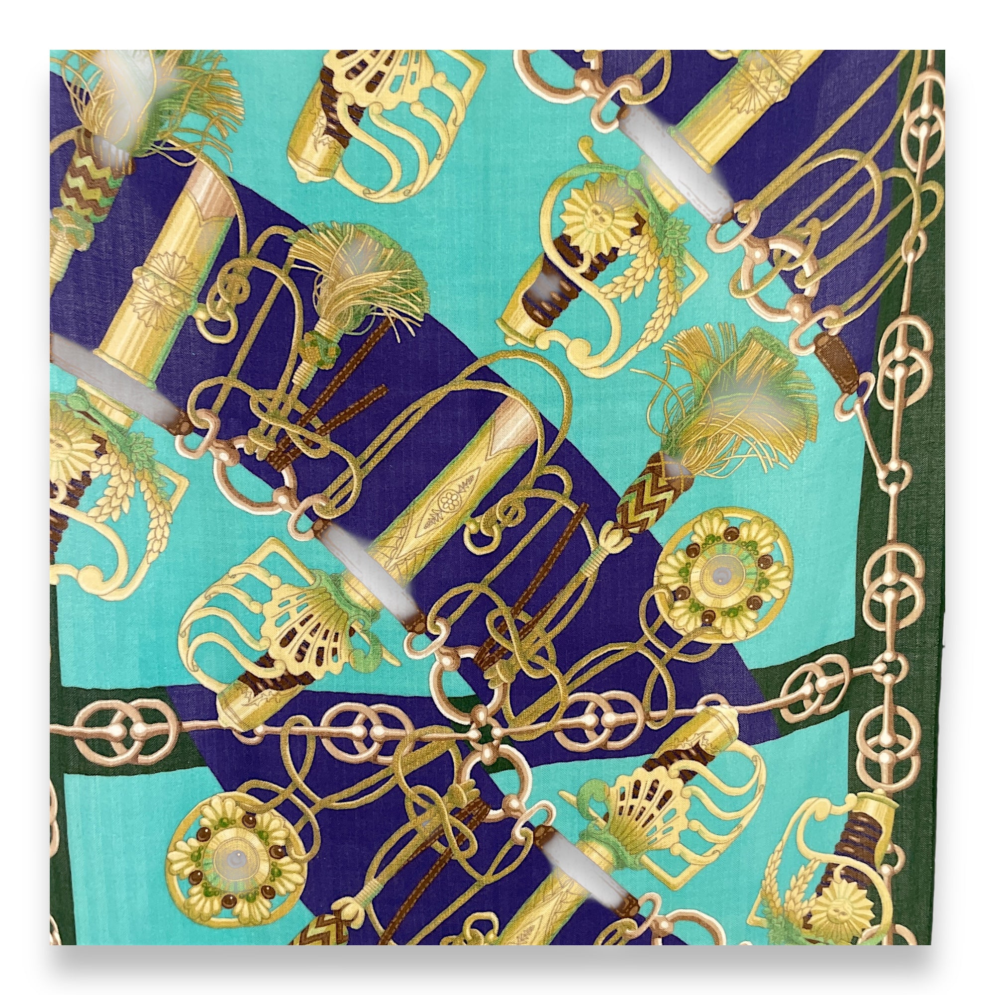 Cliquetis 170cm x 62cm Green Stole