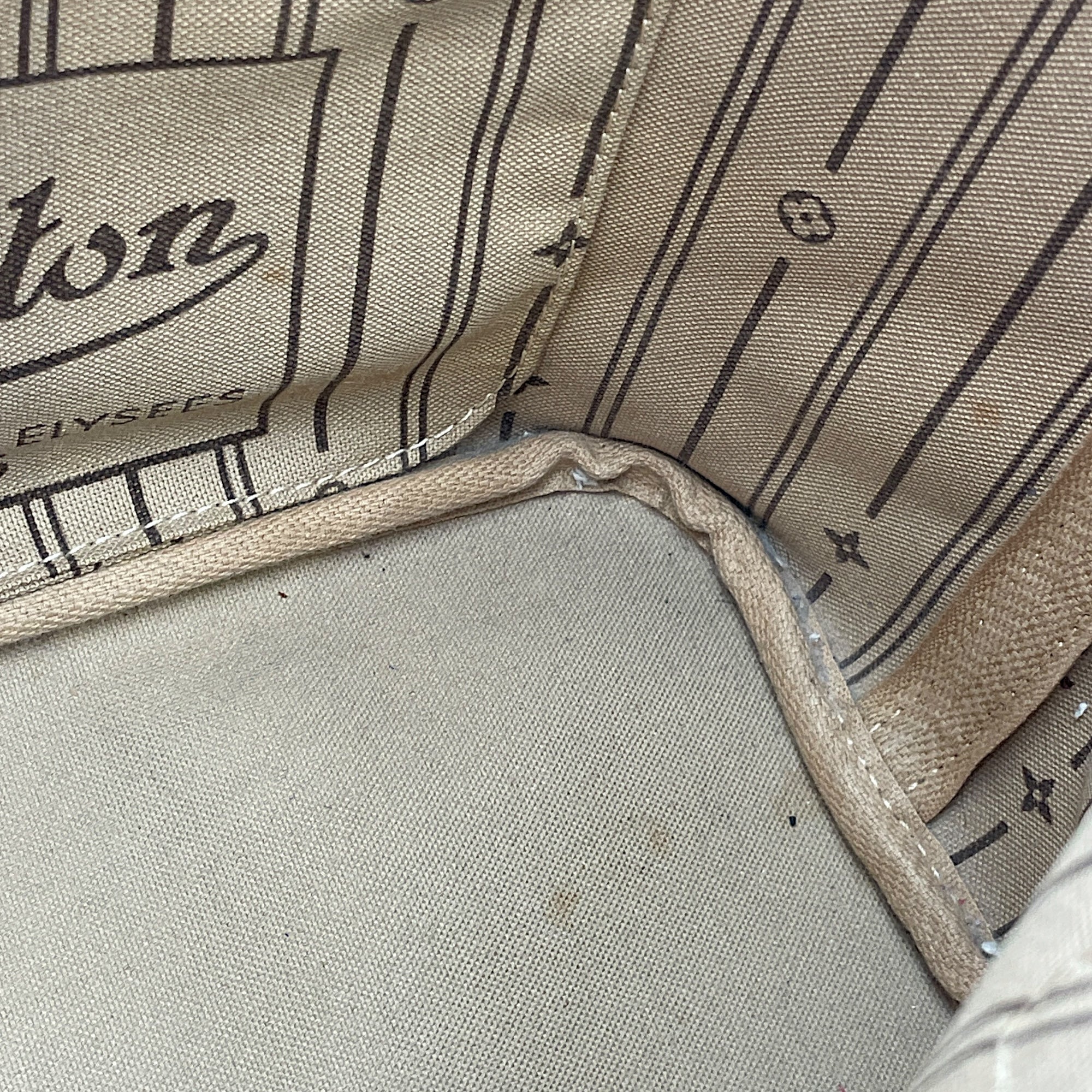 Neverfull PM Monogram Brown Top Handle Bag in Canvas, Gold hardware