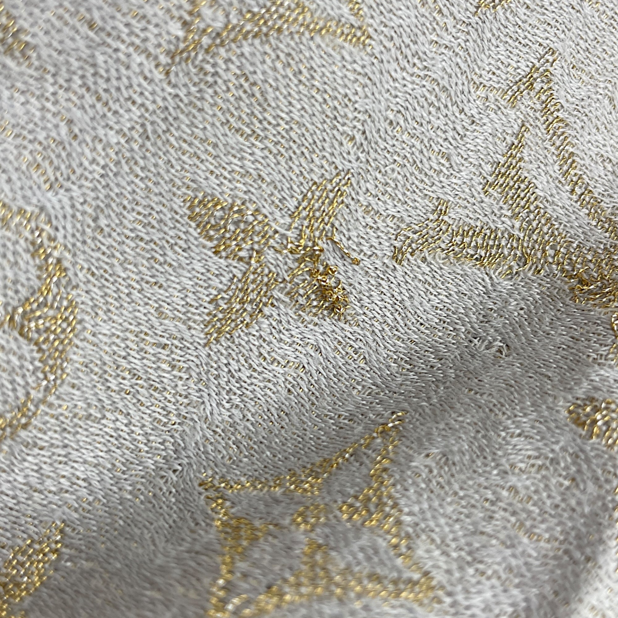 Monogram Classic 133cm x 127cm Grey Shawl in Cashmere