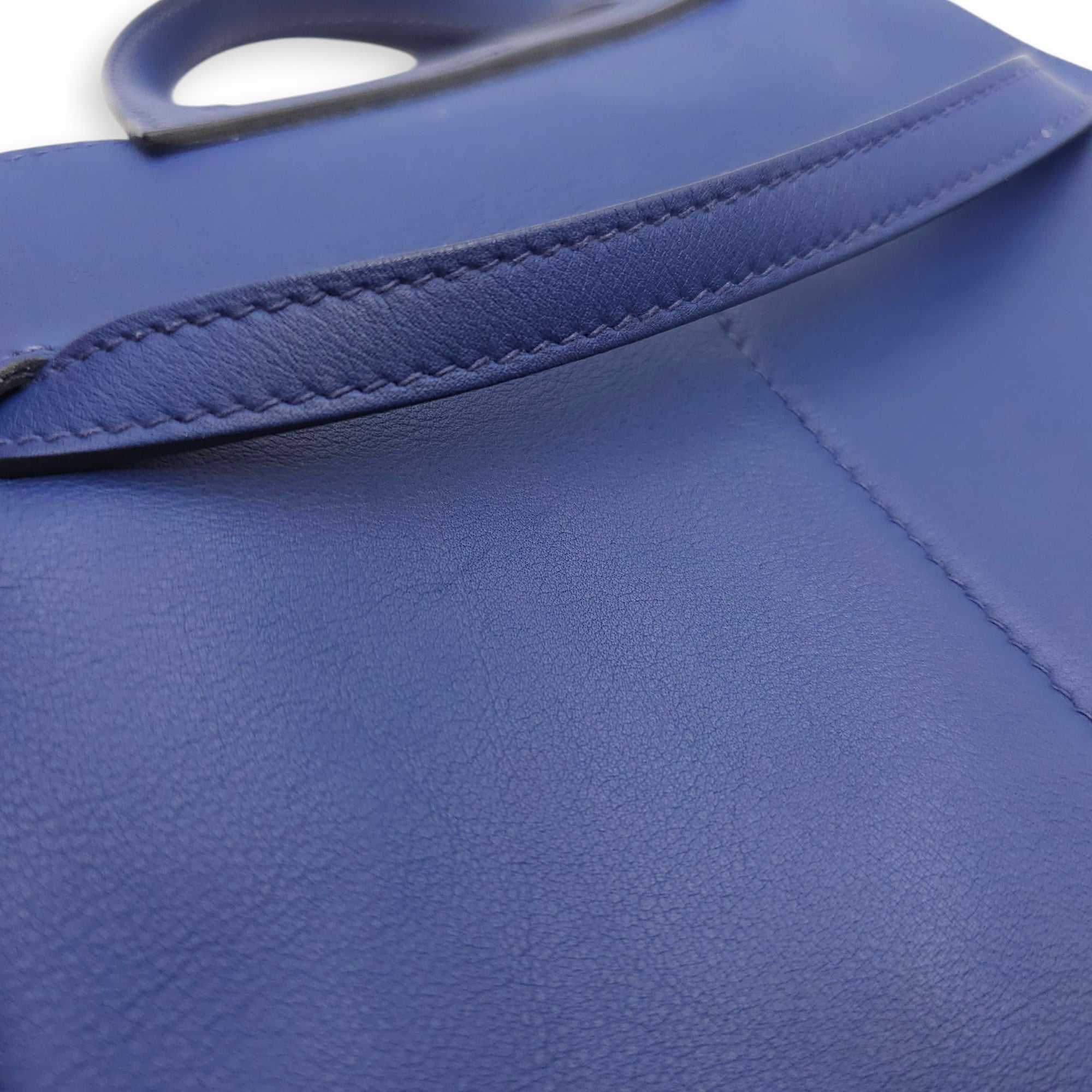 Halzan Mini Blue Sapphire in Swift, Palladium hardware