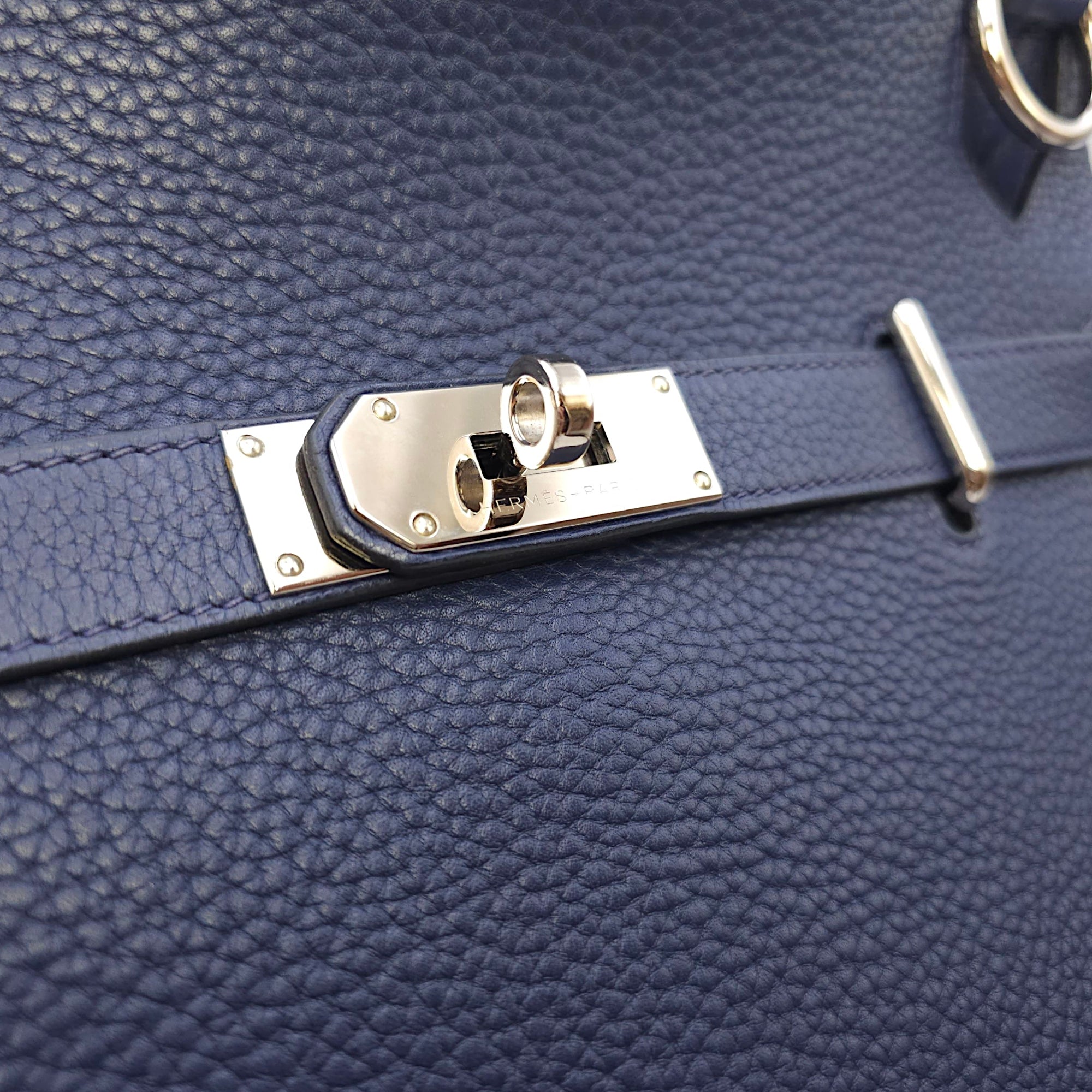 Jypsiere 31 Blue Sapphire in Clemence, Palladium hardware