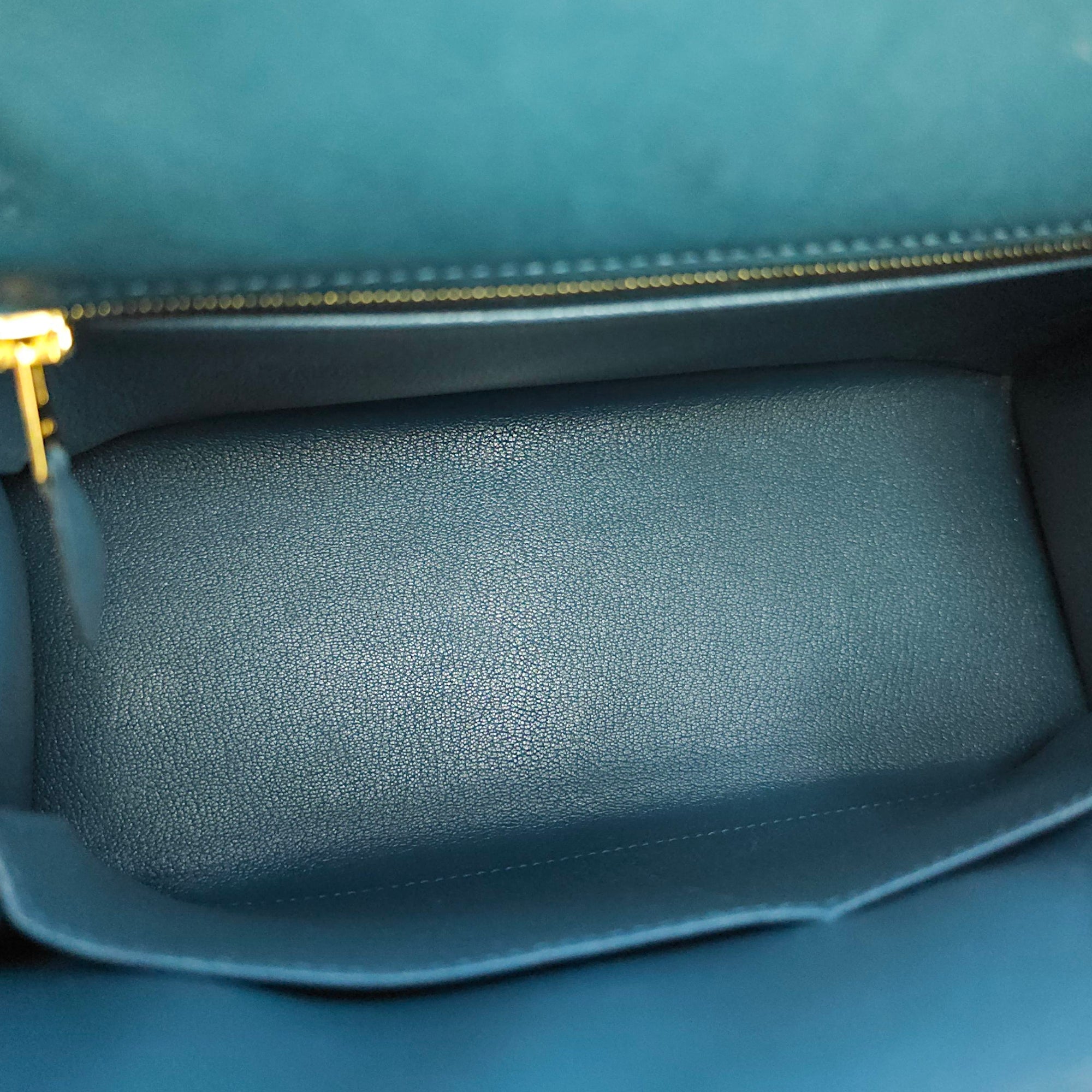 Sellier Kelly 28 Blue Cobalt in Ostrich, Gold hardware