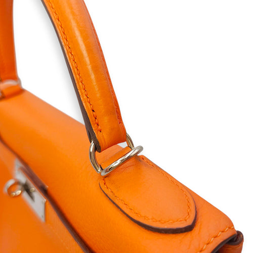 Kelly 28 Orange in Clemence, Palladium hardware