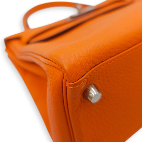 Kelly 28 Orange in Clemence, Palladium hardware