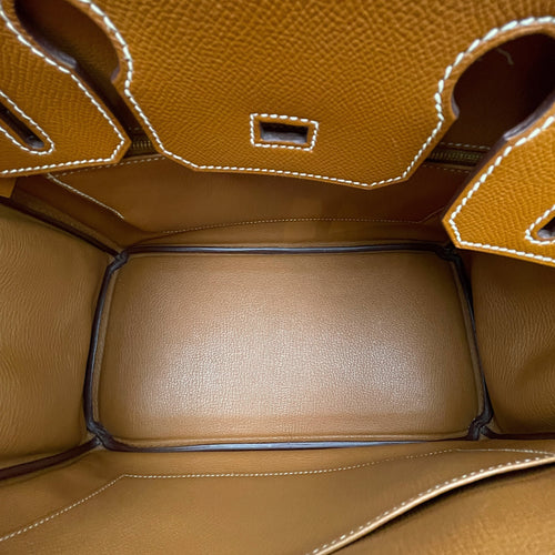 Birkin 30 Gold in Epsom, Gold hardware