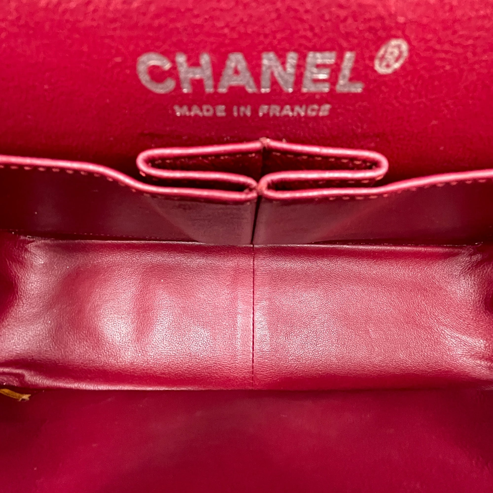 Reissue 226 Red Shoulder Bag in Distressed Leather, Silver hardware