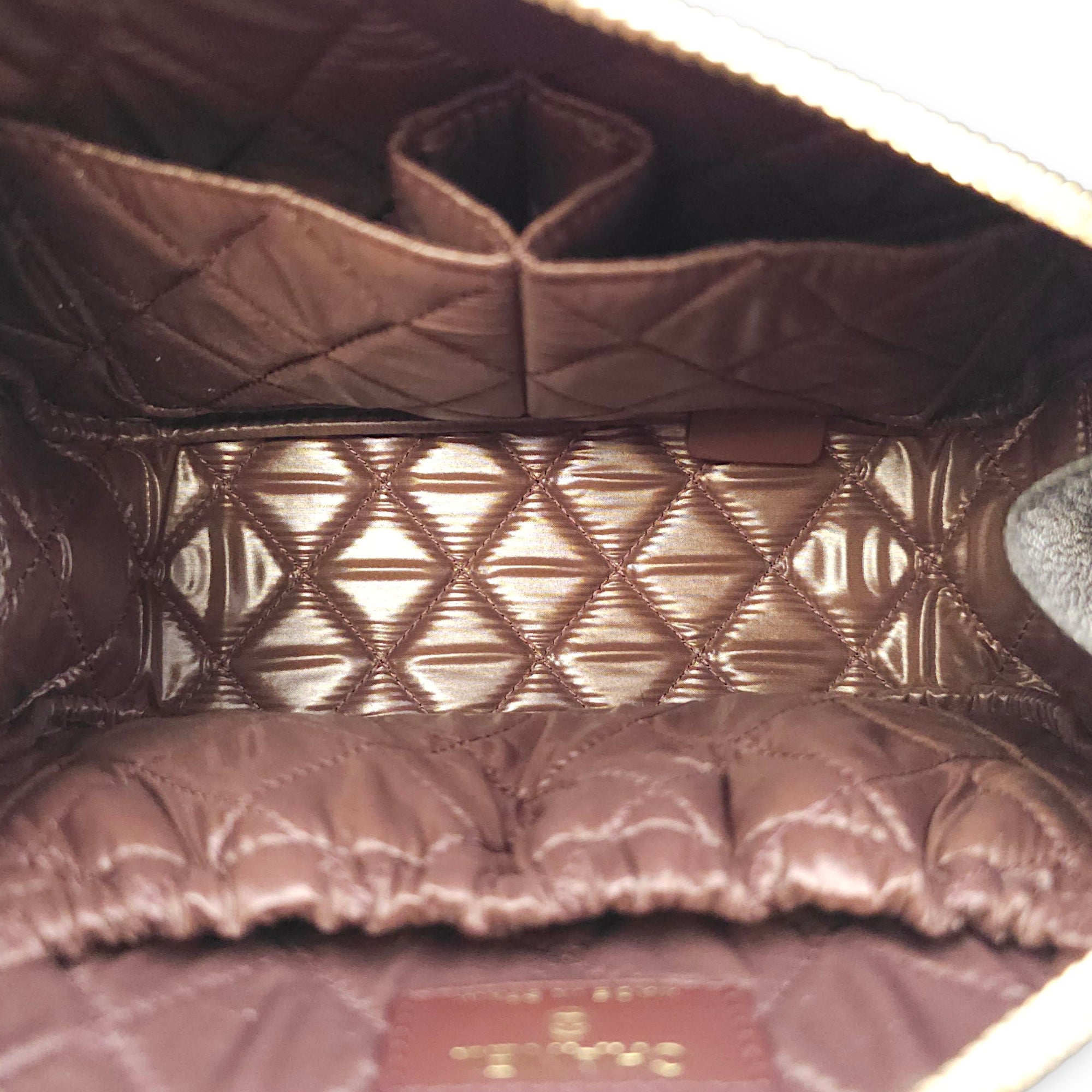 Quilted CC Black Vanity Case in Caviar Leather, Gold hardware