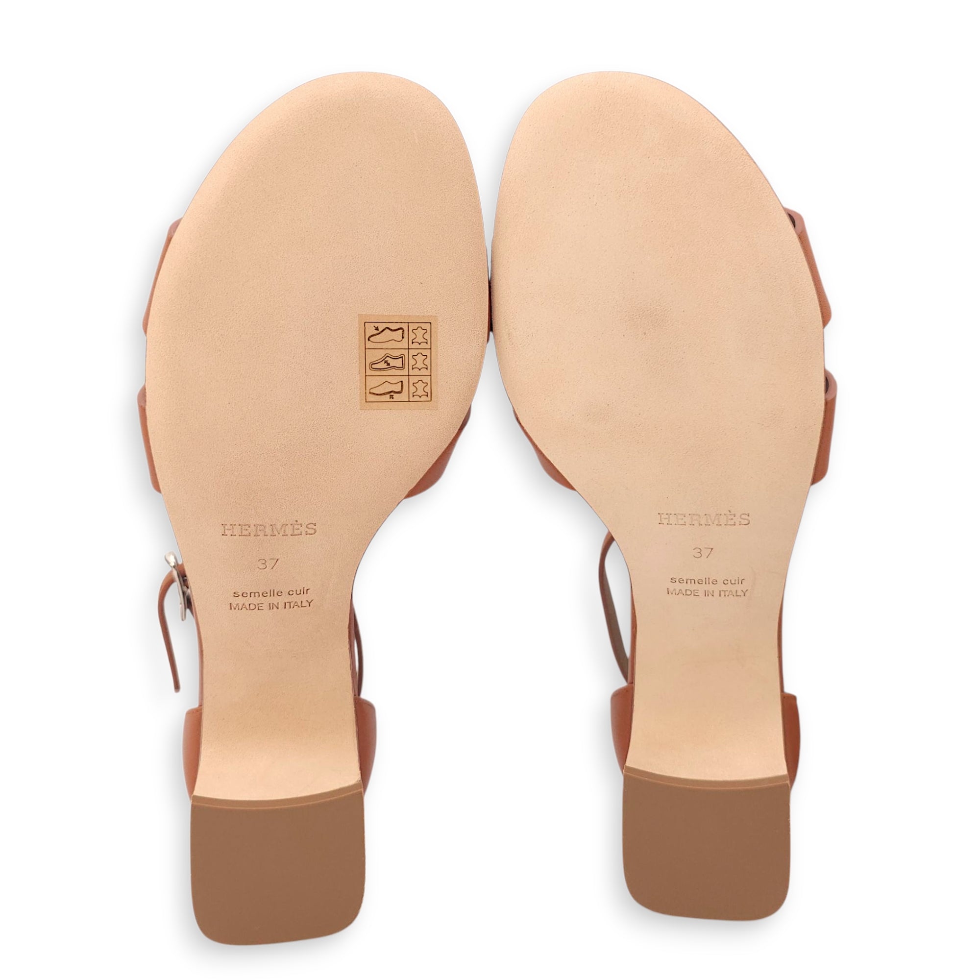 Encens 50 37 Naturel Sandal in Calfskin