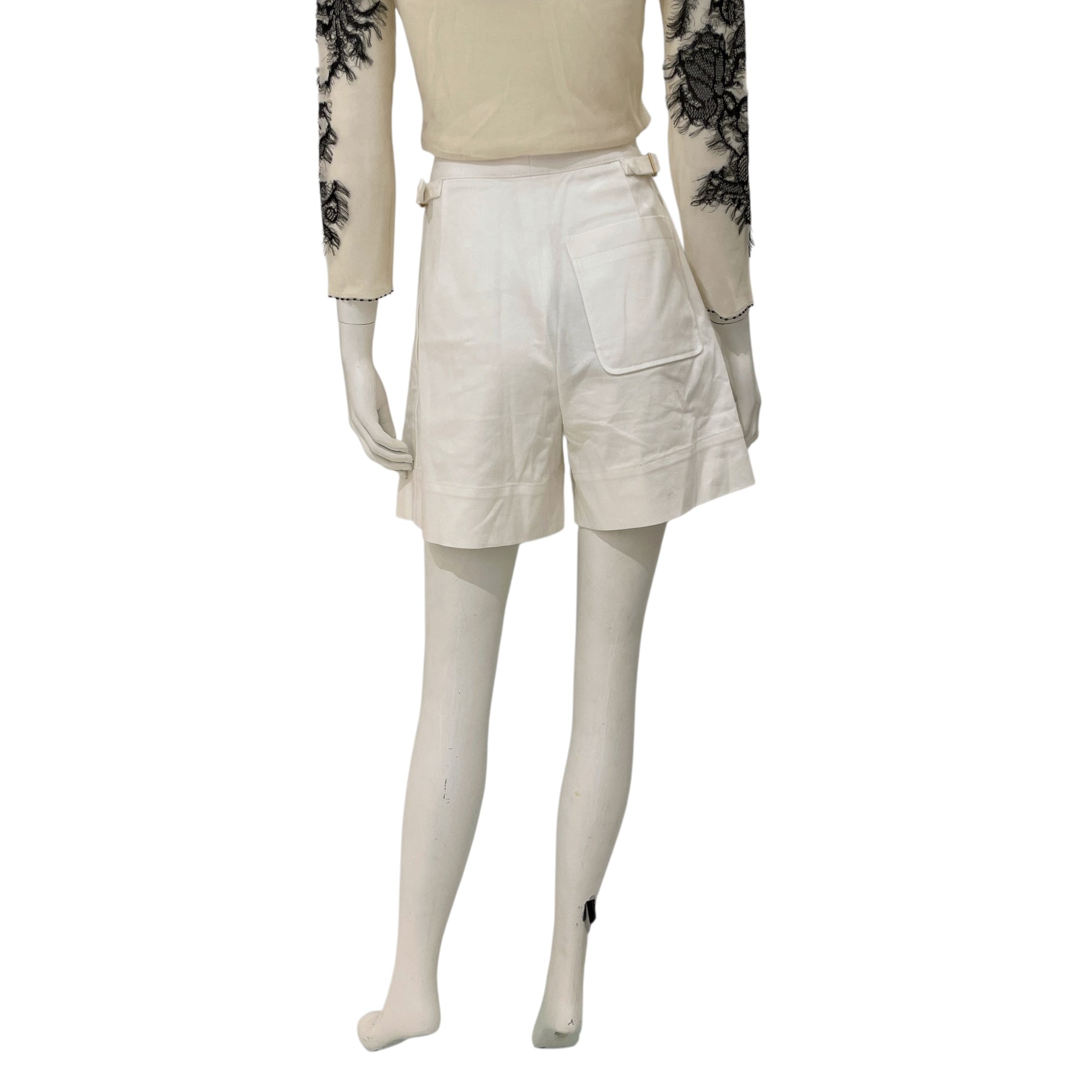 LV Bermudas 34 White Ready-To-Wear in Cotton, Gold hardware