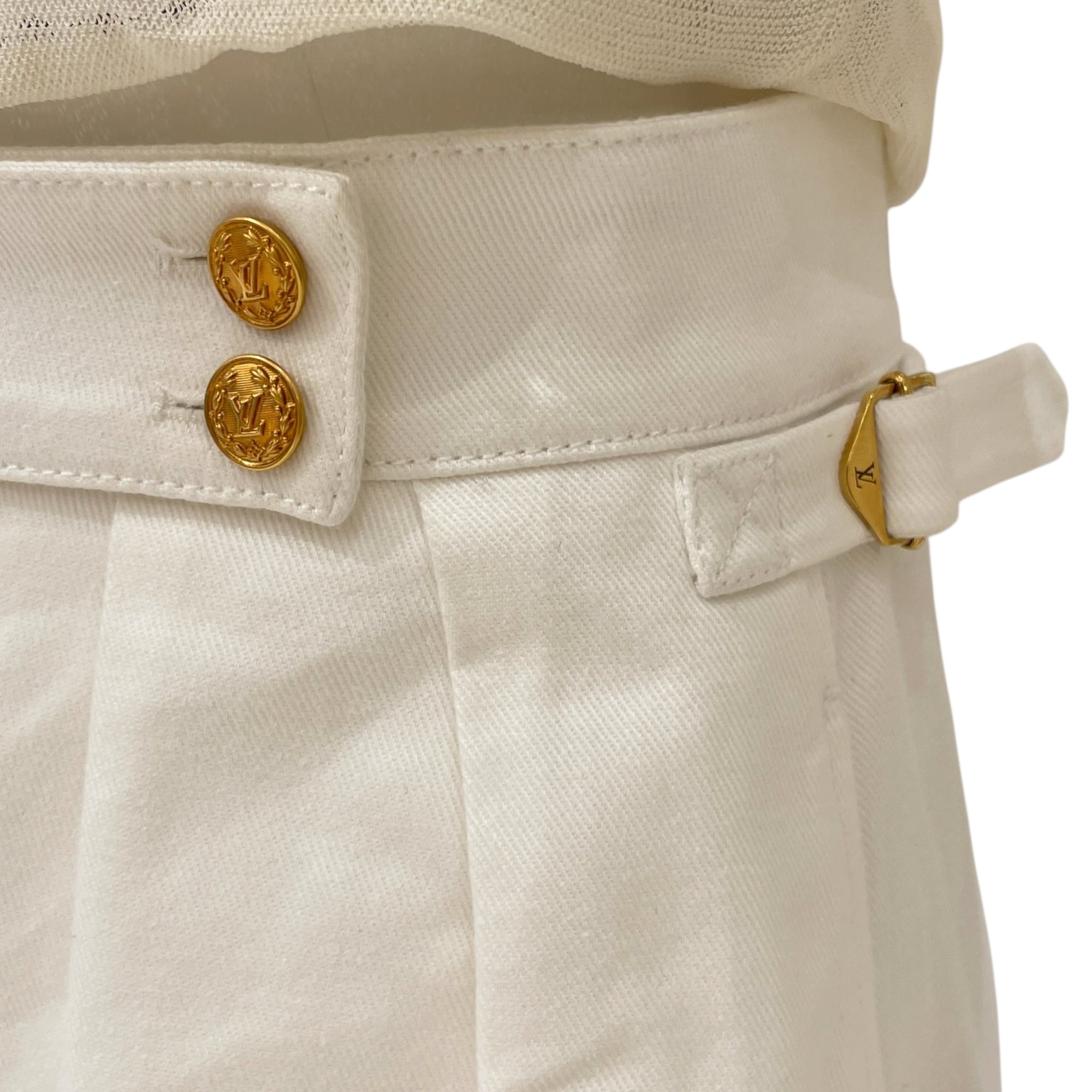 LV Bermudas 34 White Ready-To-Wear in Cotton, Gold hardware