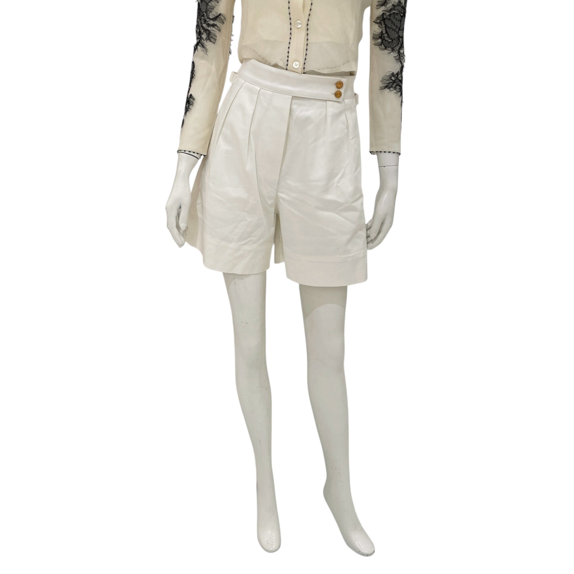 LV Bermudas 34 White Ready-To-Wear in Cotton, Gold hardware