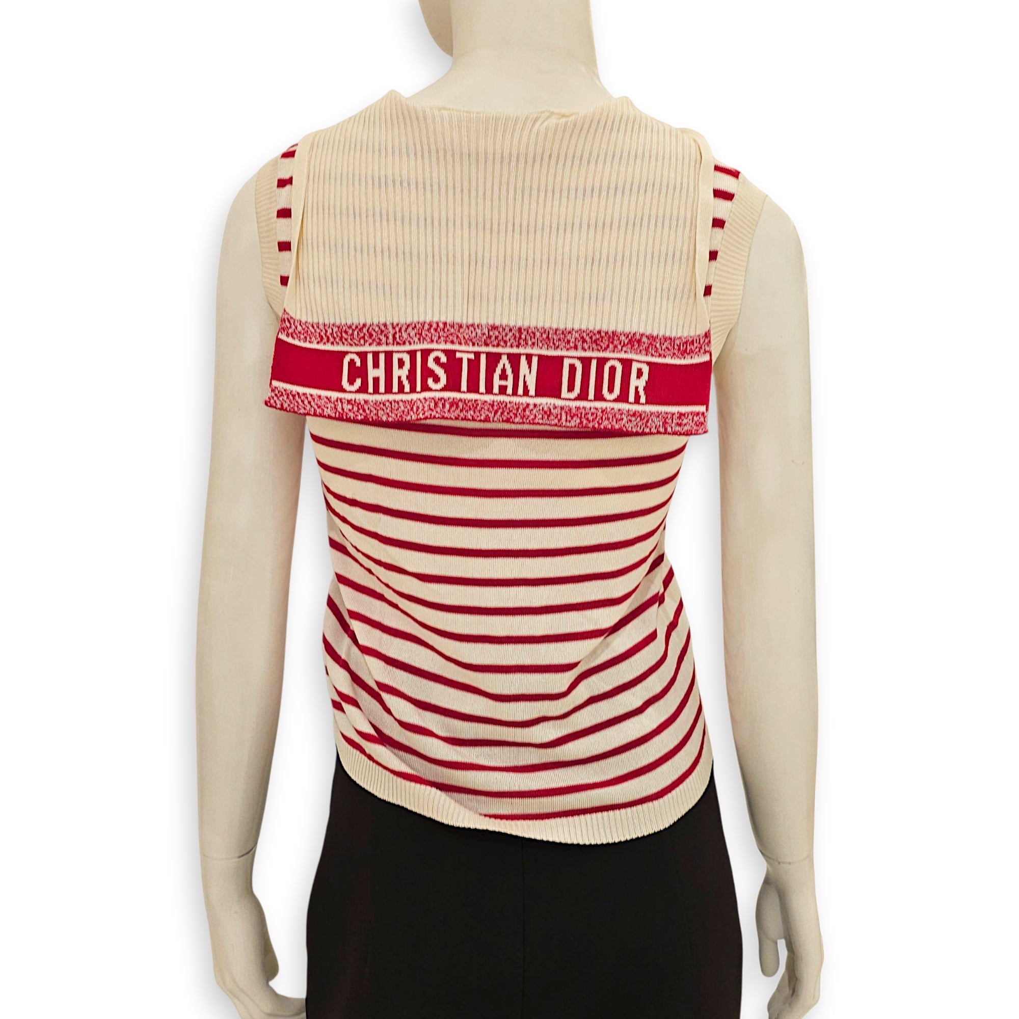 Sleeveless Top 34 Red Ready-To-Wear in Silk