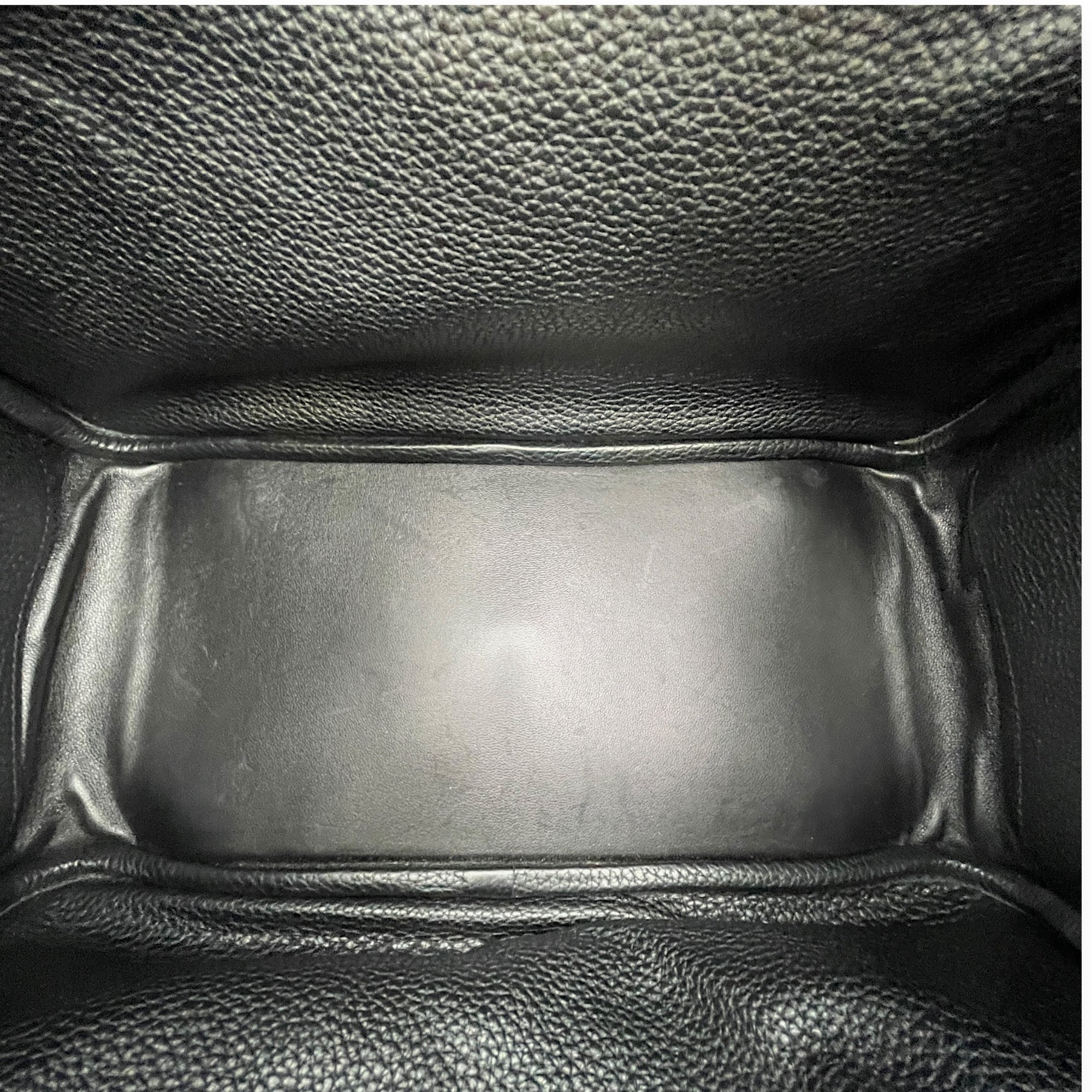 Lindy 30 Black in Clemence, Palladium hardware