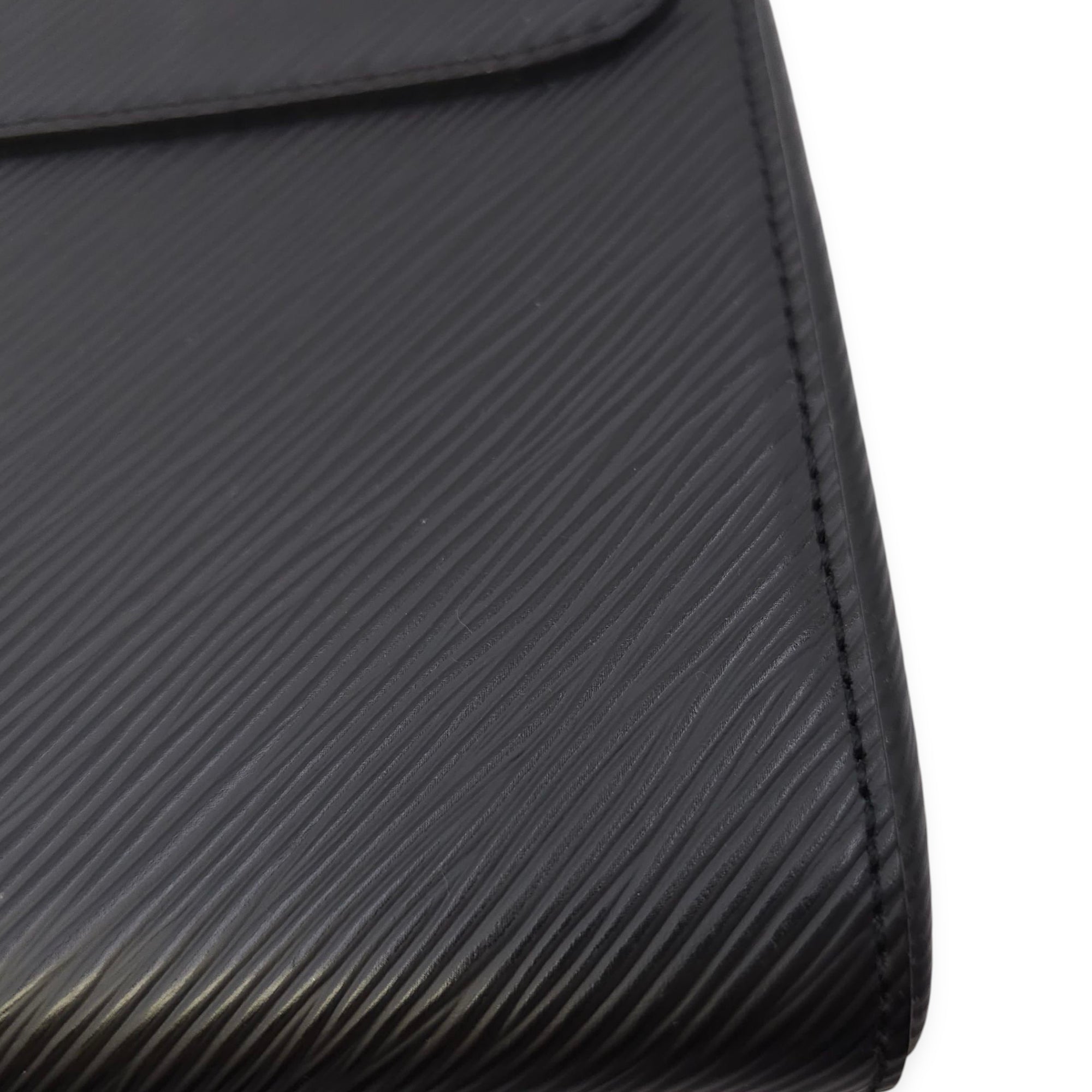 Owl Twist MM Black Crossbody Bag in Epi Leather, Gold hardware