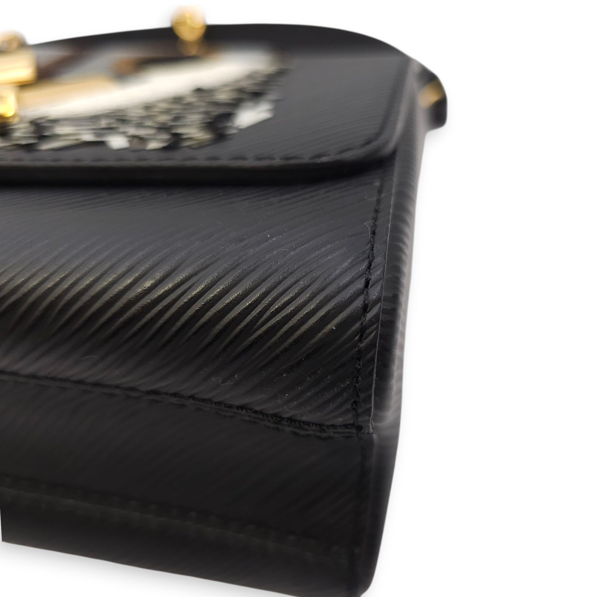Owl Twist MM Black Crossbody Bag in Epi Leather, Gold hardware