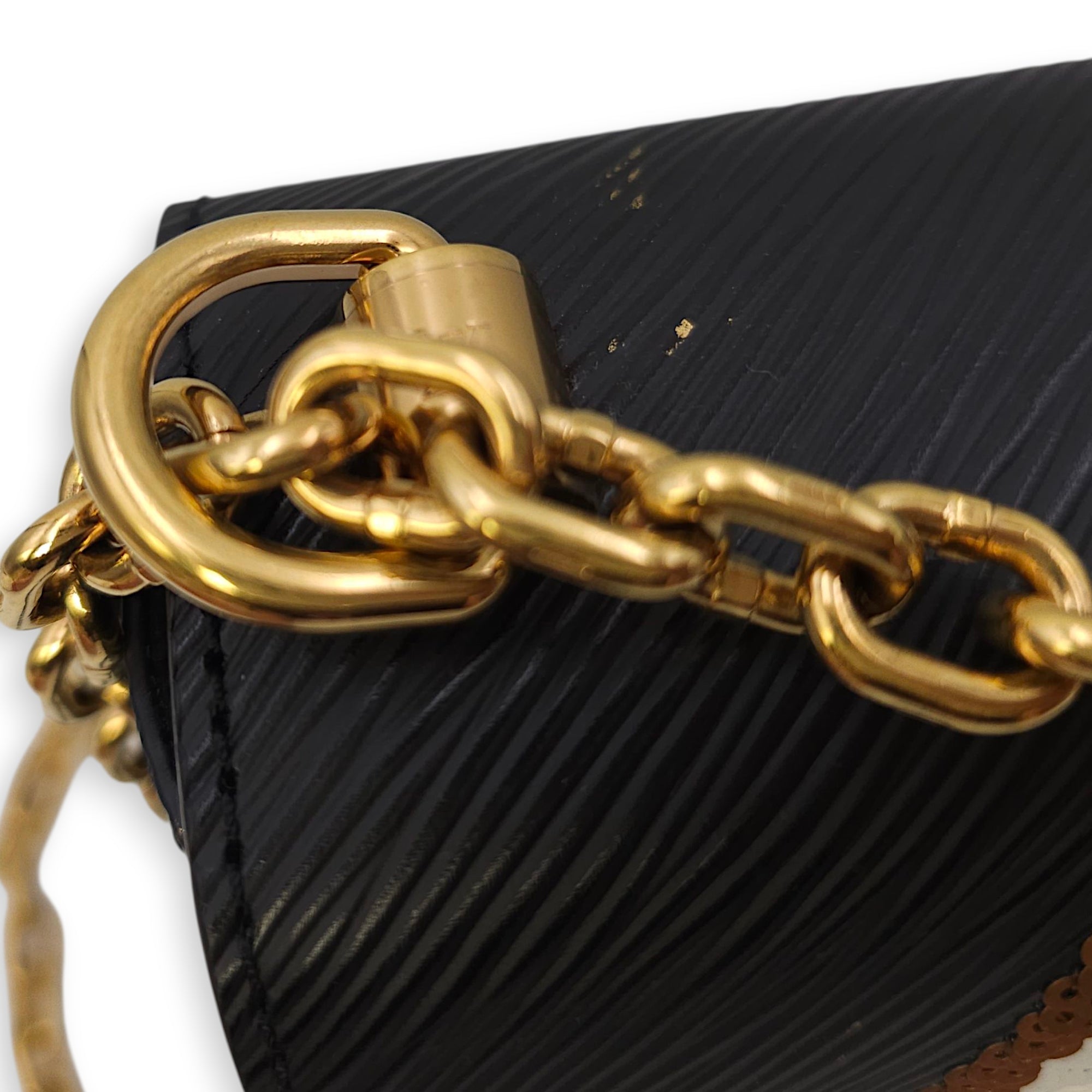 Owl Twist MM Black Crossbody Bag in Epi Leather, Gold hardware