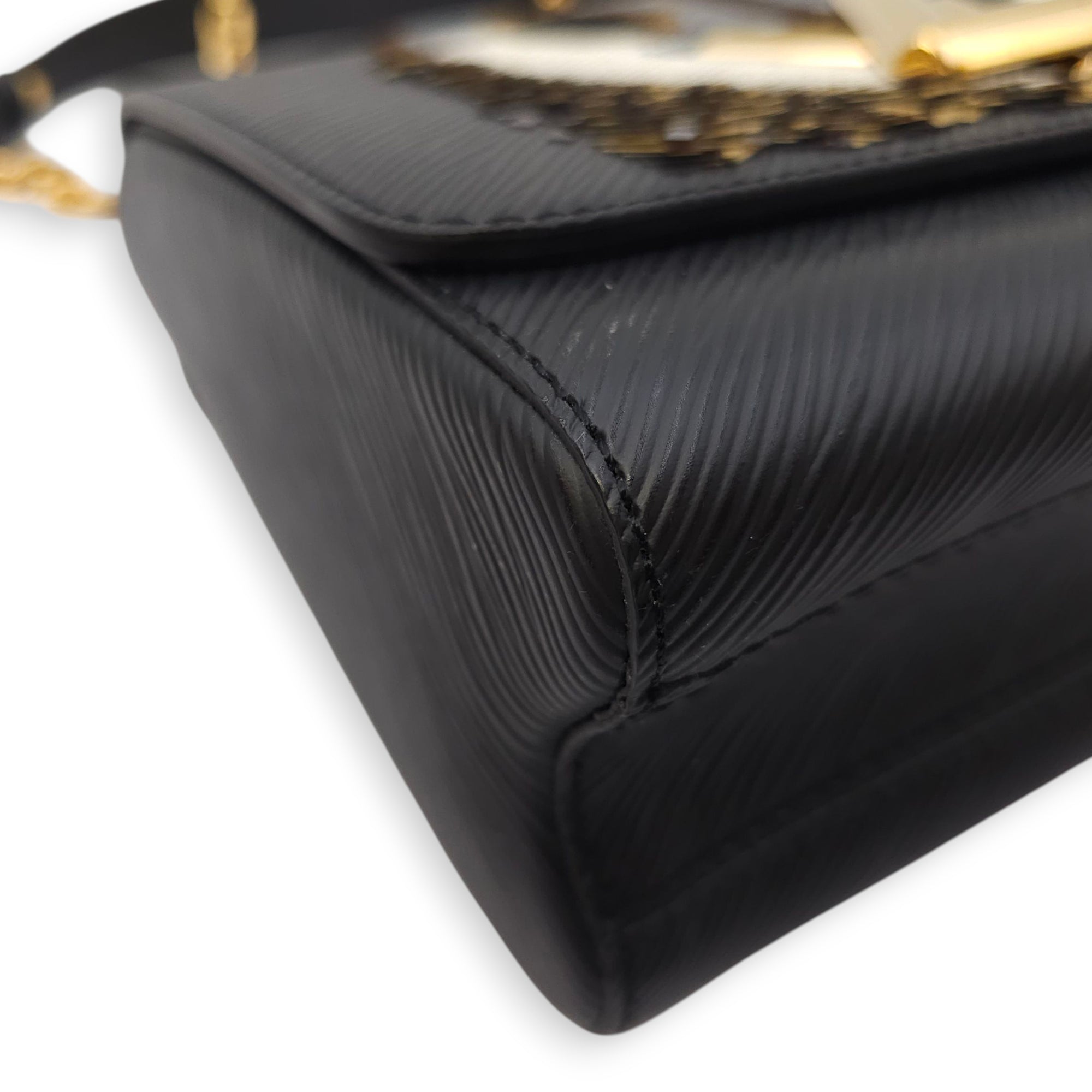 Owl Twist MM Black Crossbody Bag in Epi Leather, Gold hardware