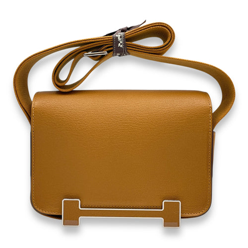 Geta Caramel in Chevre Mysore, Palladium hardware