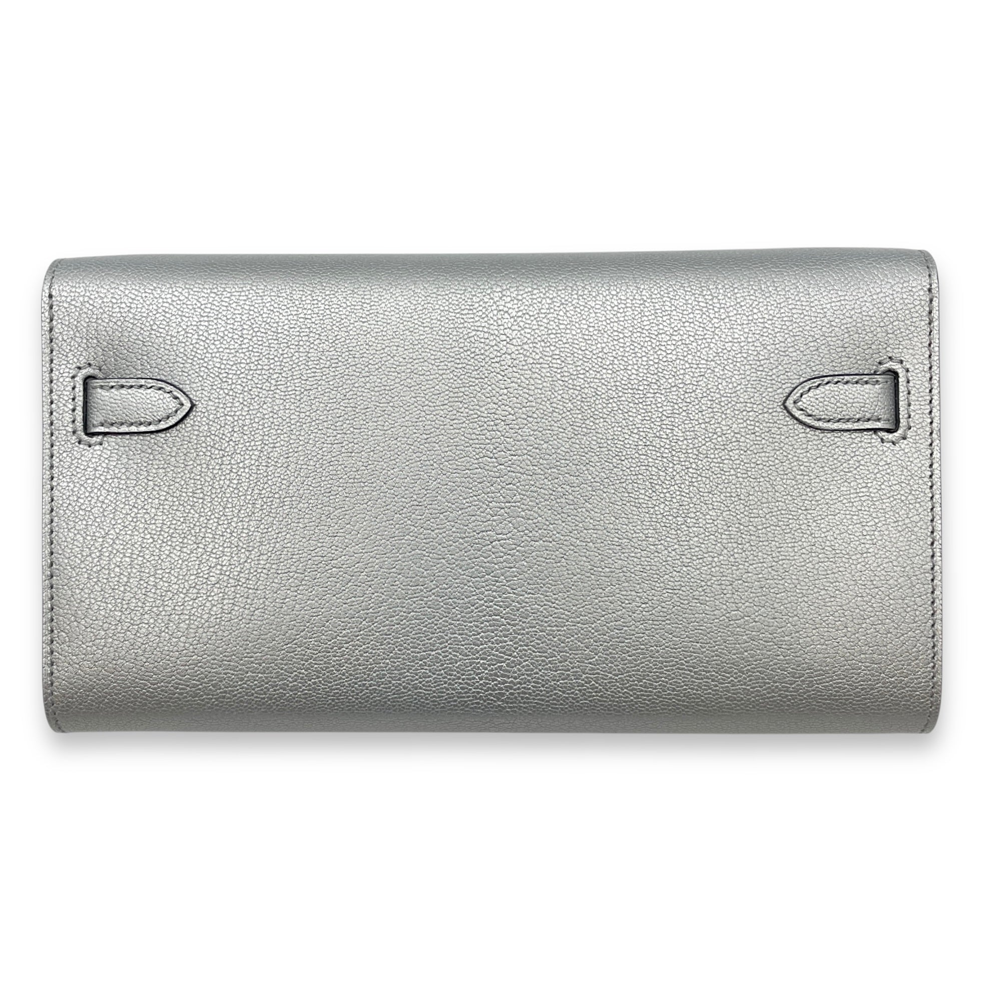Kelly To Go Argent Crossbody Bag in Chevre Chamkilight, Palladium hardware