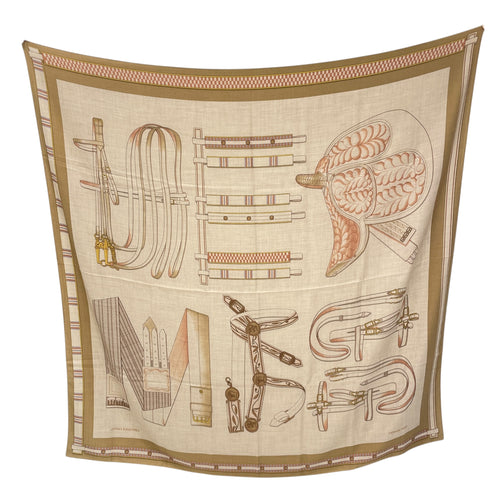 Lettres Equestres 140 Brown Shawl