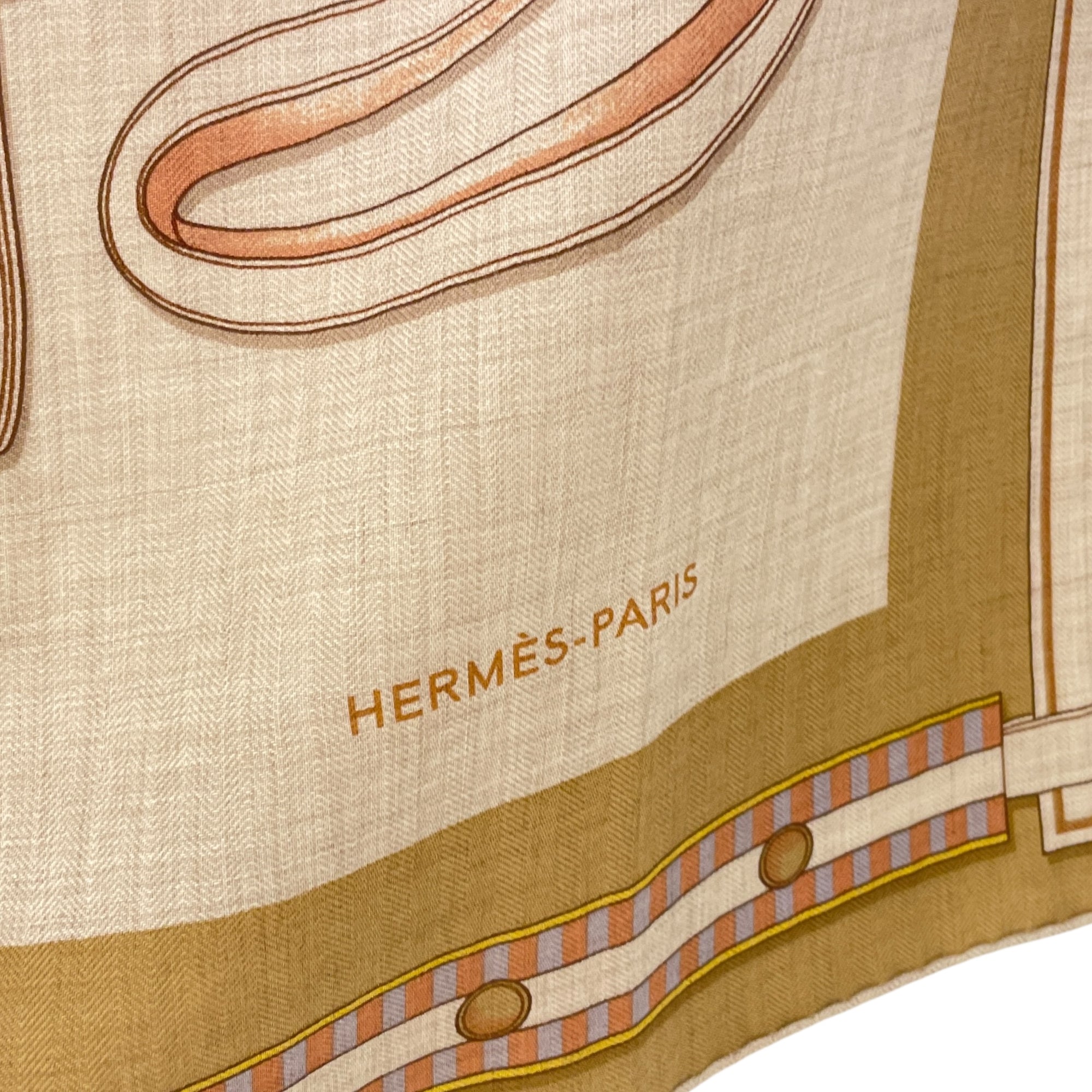 Lettres Equestres 140 Brown Shawl