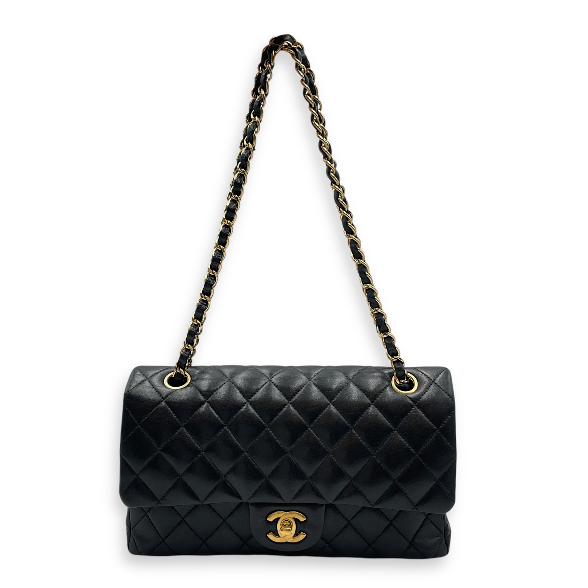 Classic Medium Black Double Flap Bag in Lambskin, Gold hardware