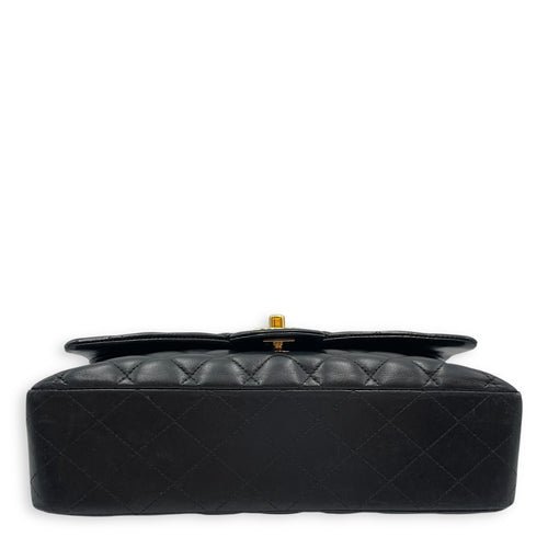 Classic Medium Black Double Flap Bag in Lambskin, Gold hardware