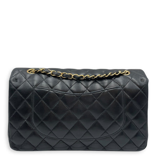 Classic Medium Black Double Flap Bag in Lambskin, Gold hardware