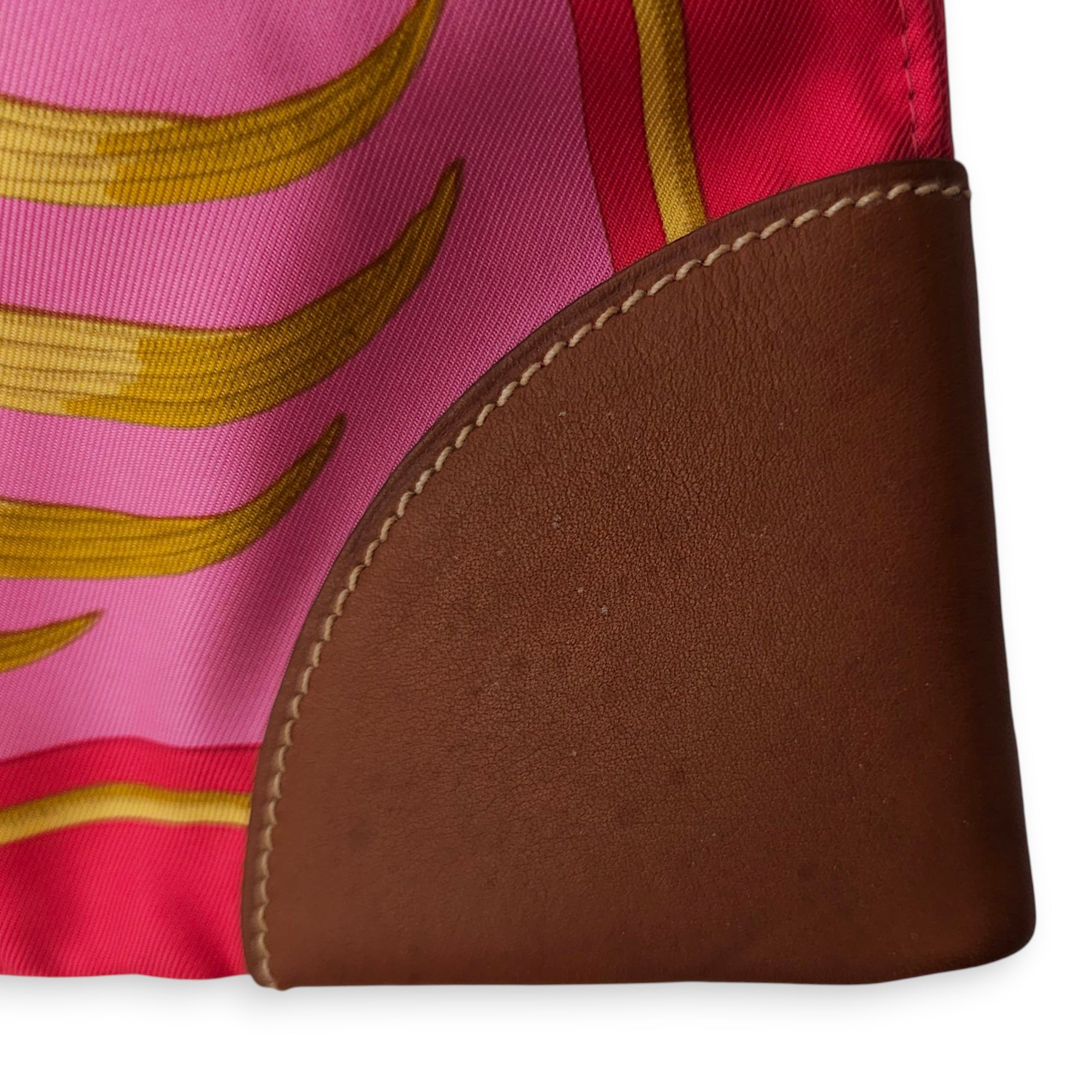 Silk City 38 Multi-color in Barenia