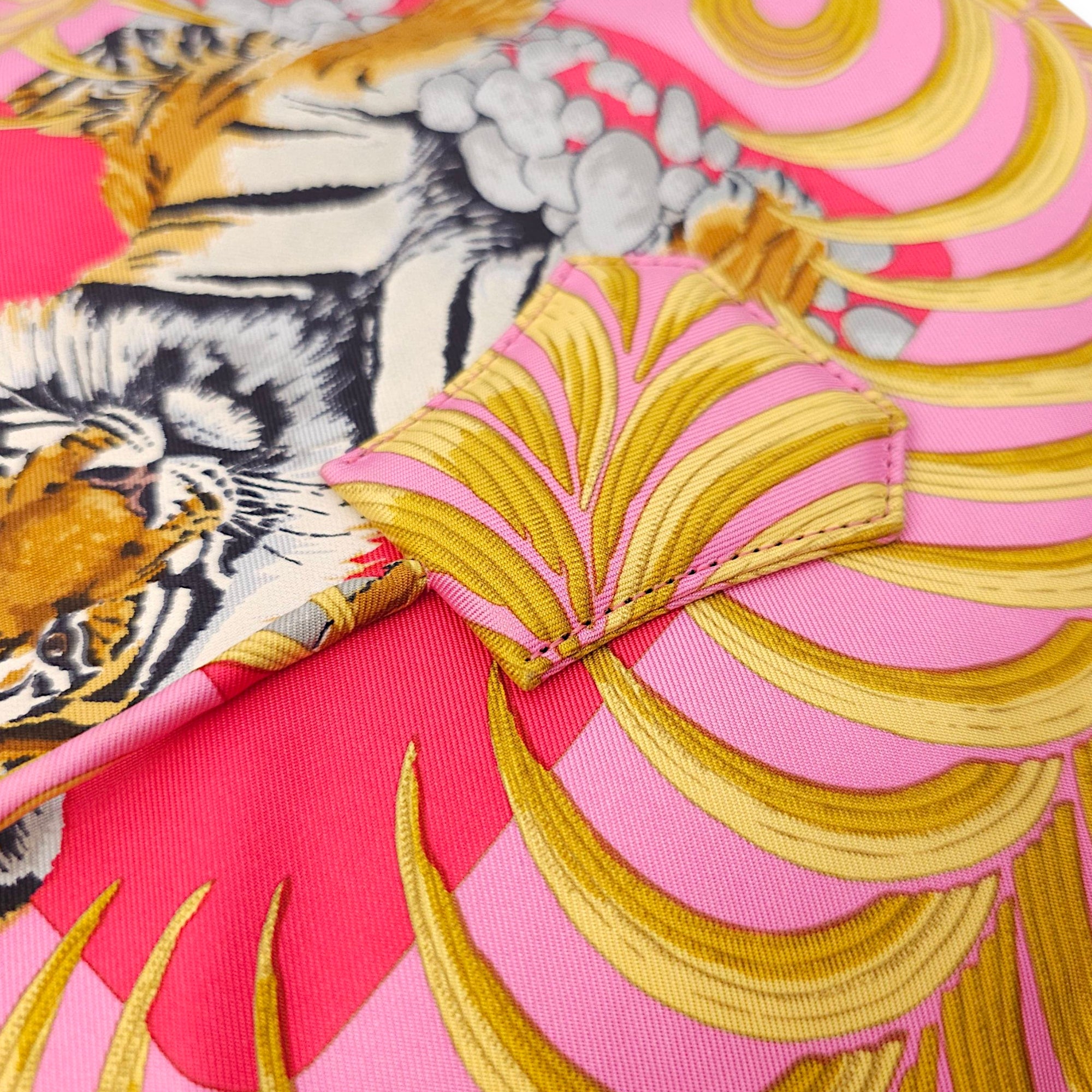 Silk City 38 Multi-color in Barenia