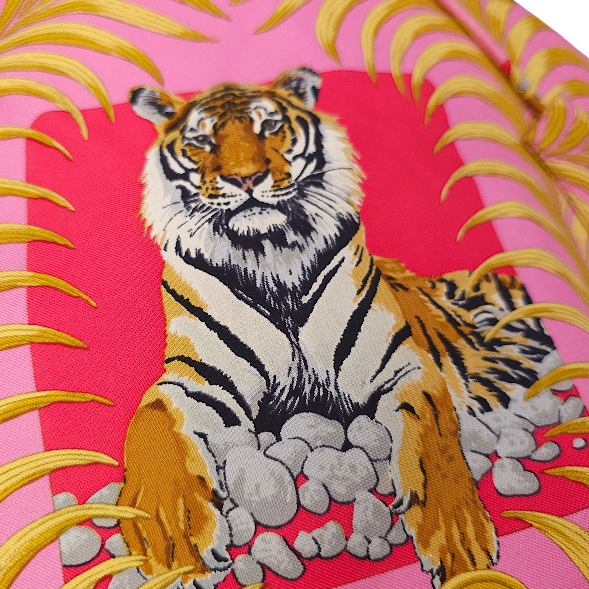 Silk City 38 Multi-color in Barenia