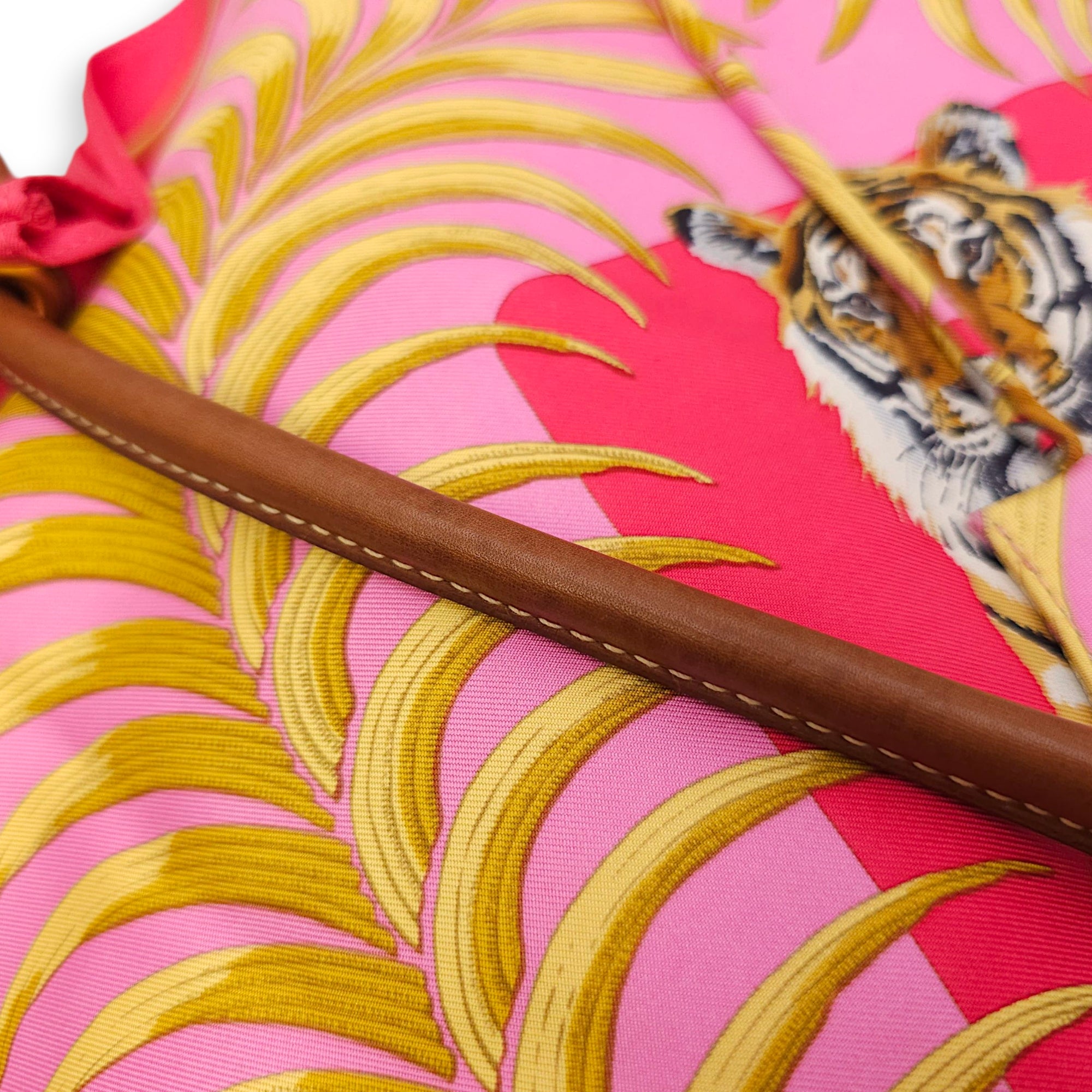 Silk City 38 Multi-color in Barenia