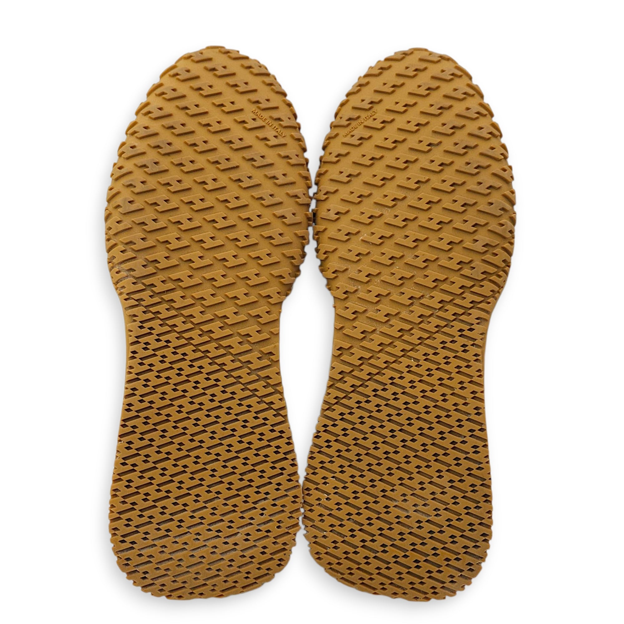 Jet 38 White Sneaker