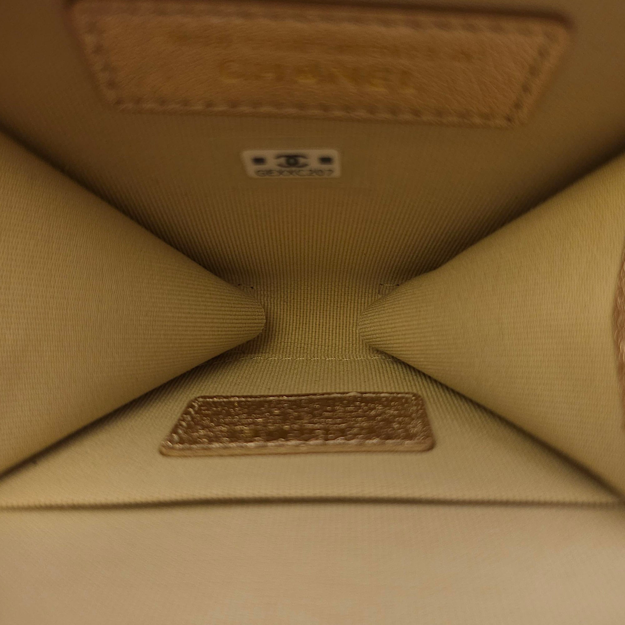 Quilted Duo Round Metallic Gold Clip on Purse in Lambskin, Gold hardware