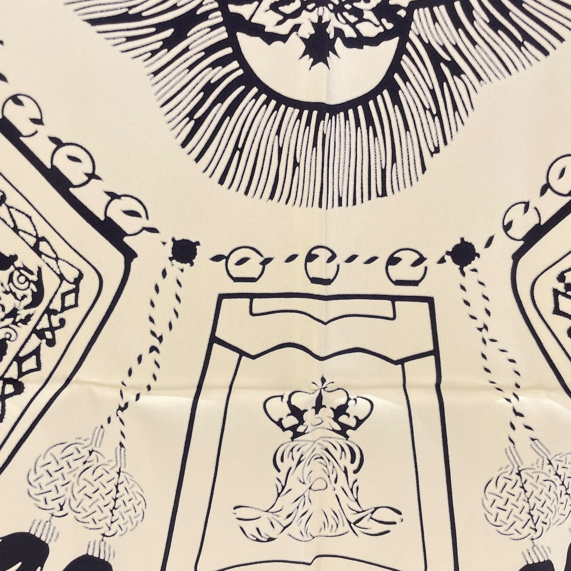 Poste et Cavalerire 80 Ecru/Noir Scarf