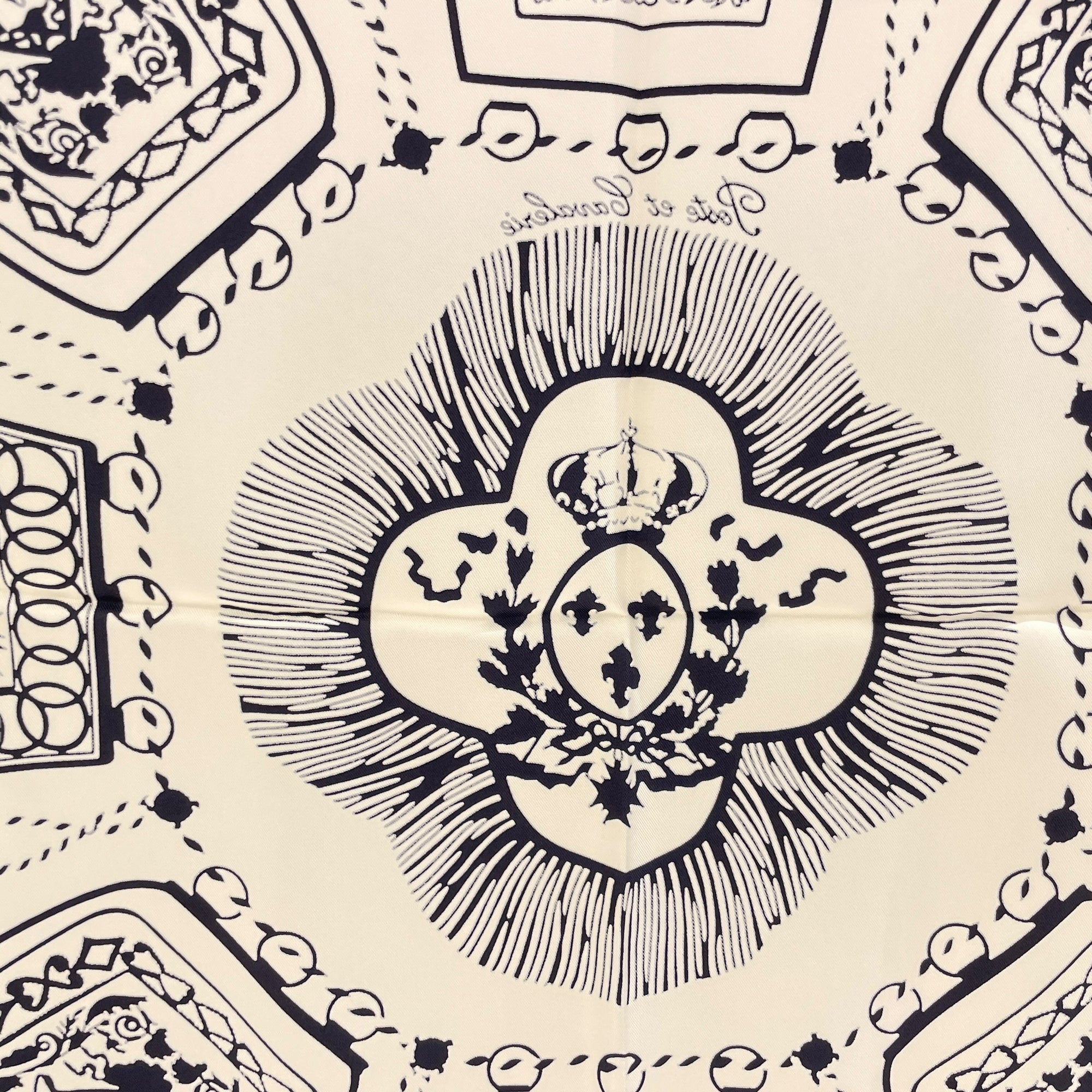 Poste et Cavalerire 80 Ecru/Noir Scarf