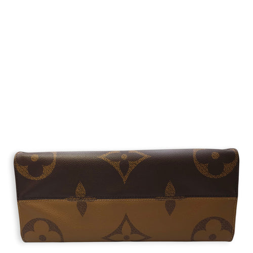 OnTheGo MM Brown Tote Bag in Canvas, Gold hardware