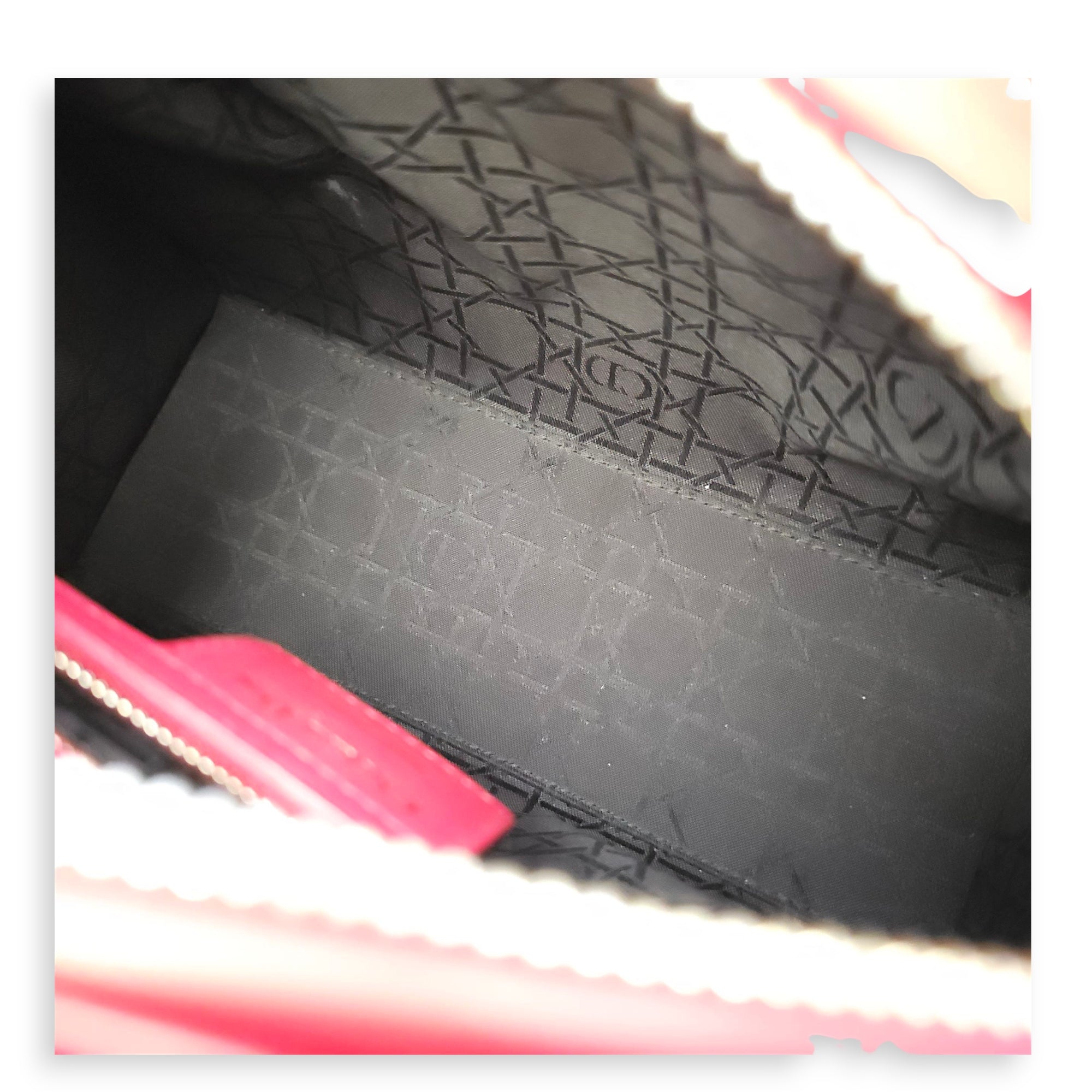 Lady Dior Medium Red Shoulder Bag in Lambskin, Gold hardware