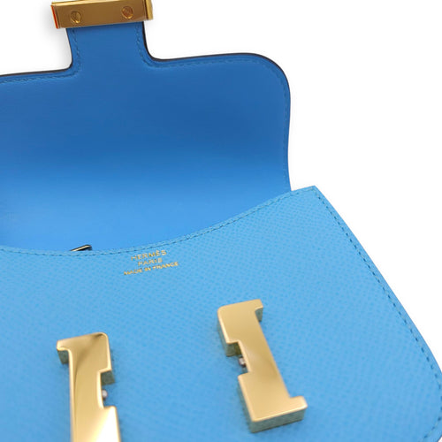 Constance Slim Celeste Wallet in Epsom, Gold hardware