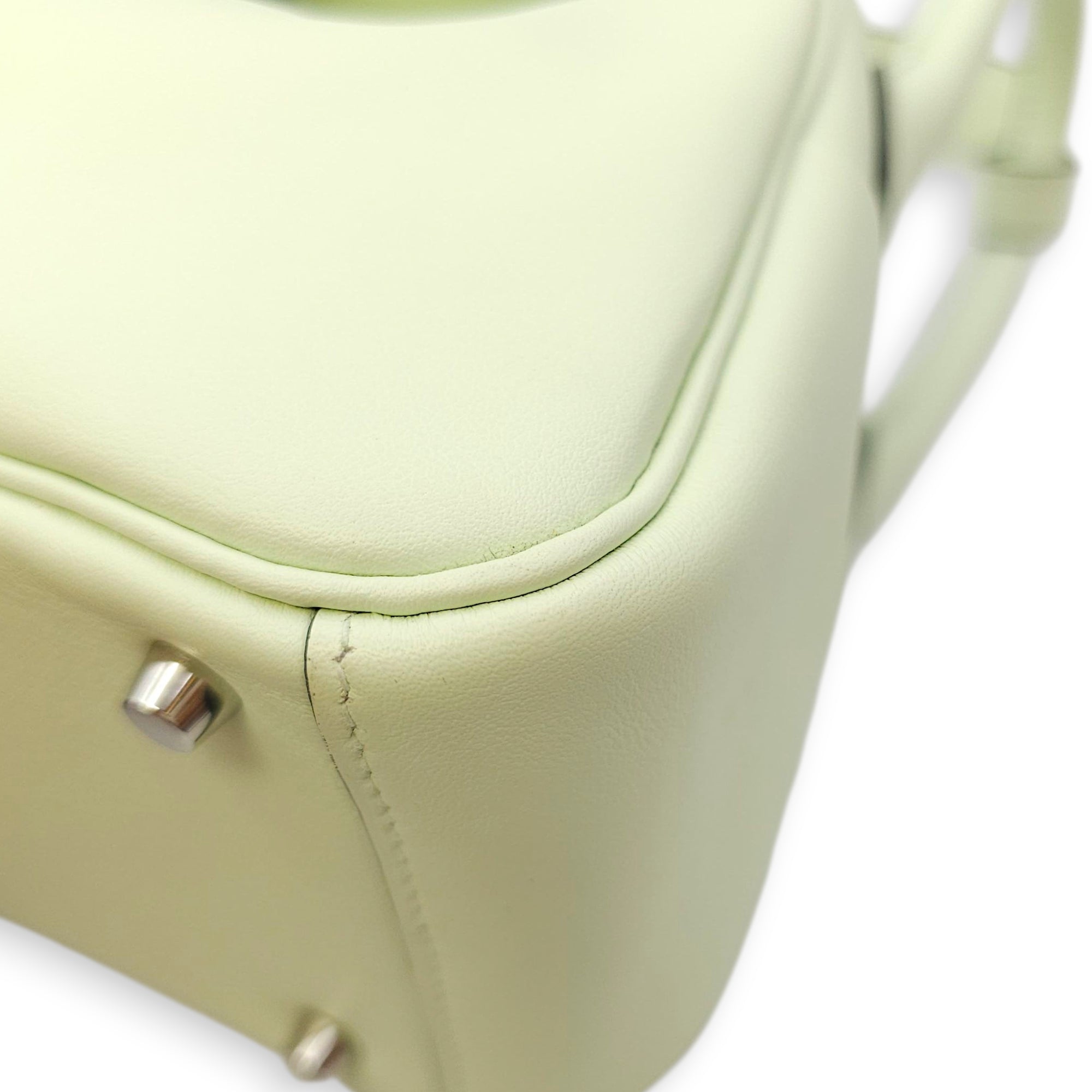 Lindy Mini Vert Fizz in Swift, Palladium hardware